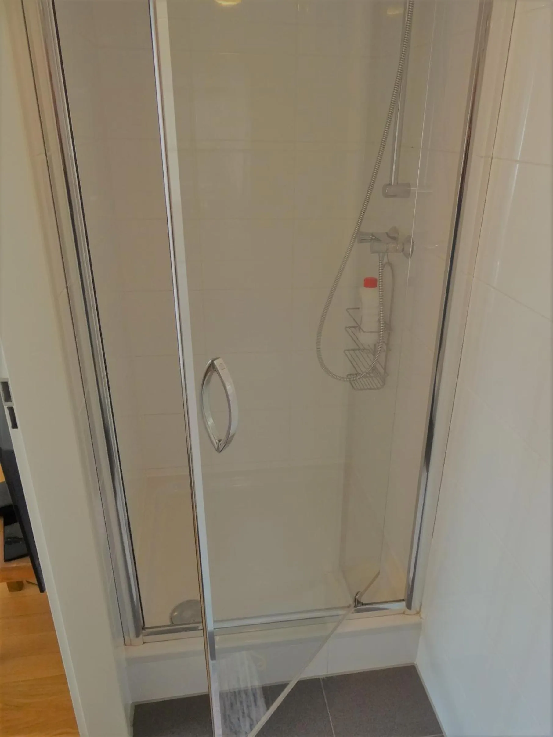 Bathroom in Boutiquehotel Sycamore - Protected City View - Free Parking