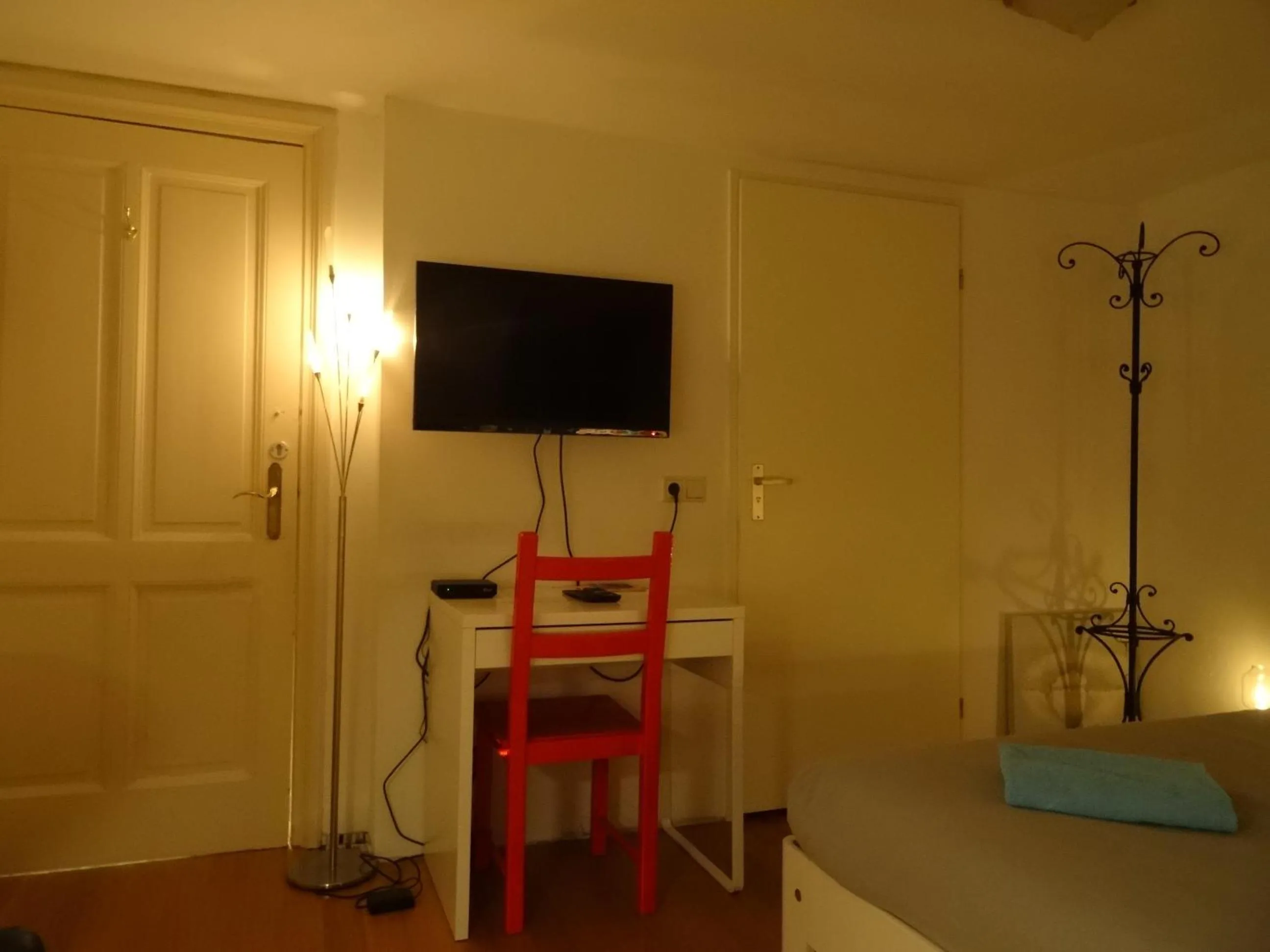 Bedroom in Boutiquehotel Sycamore - Protected City View - Free Parking