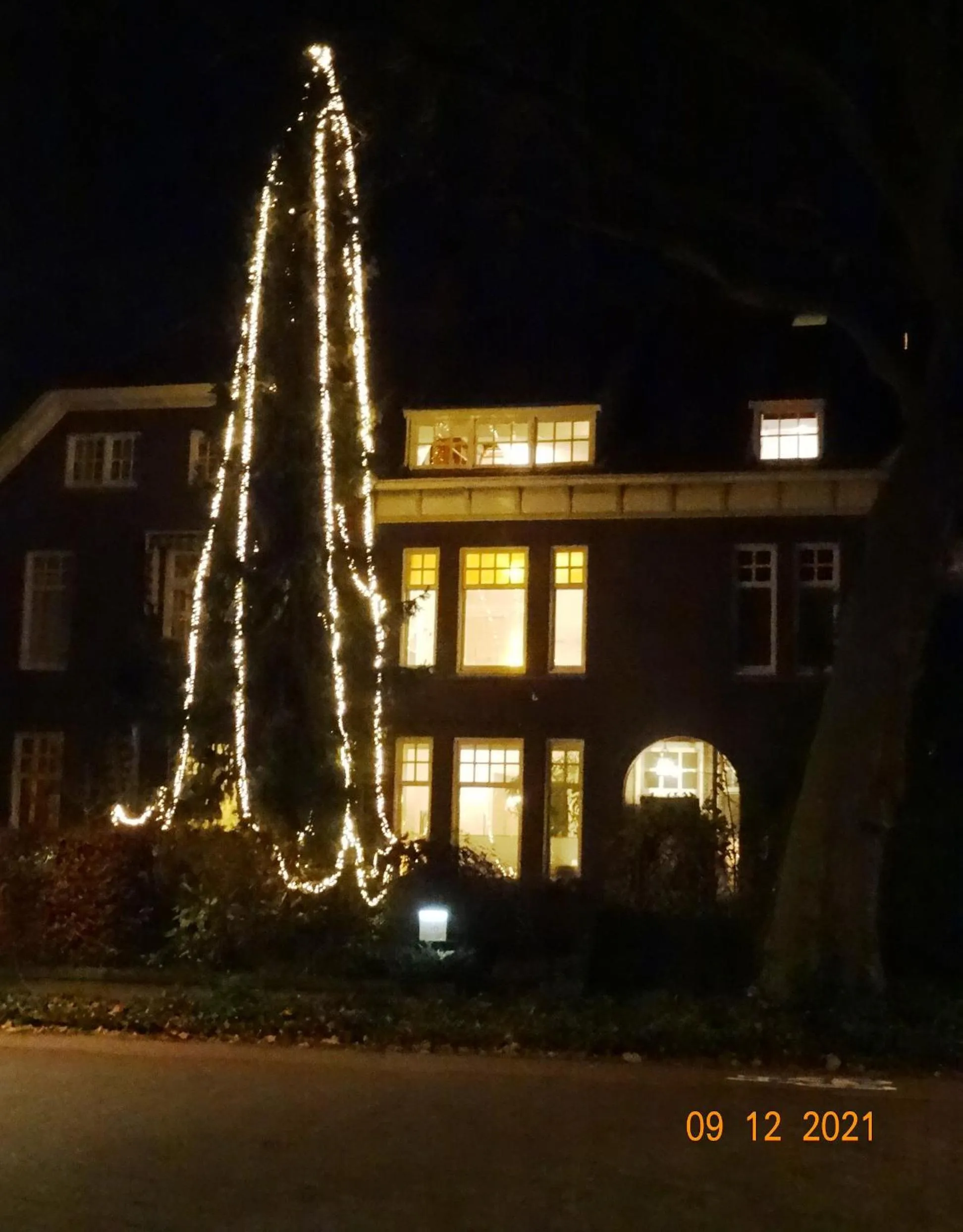 Property building in Boutiquehotel Sycamore - Protected City View - Free Parking