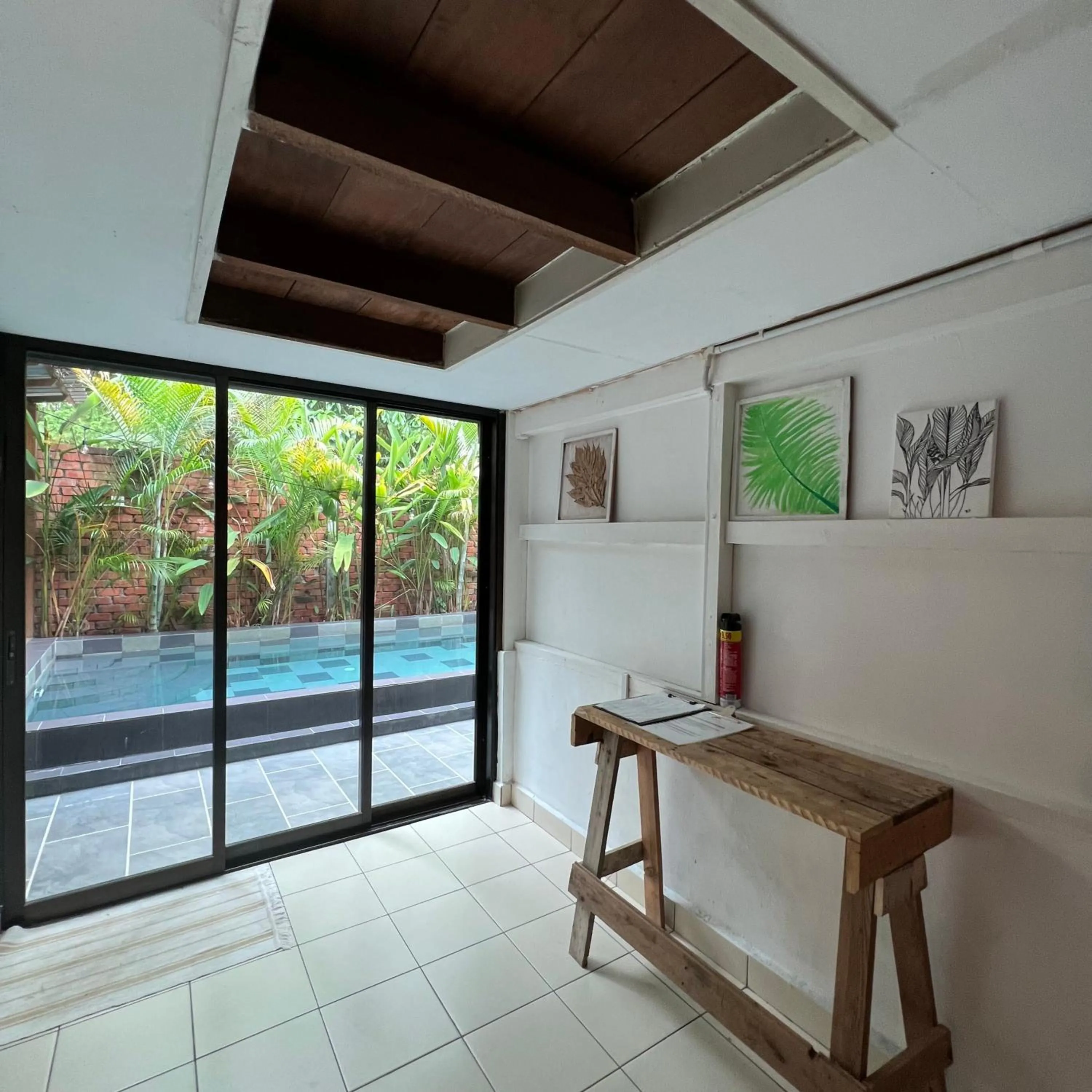 Kutum's Wooden House - Private Pool, Breakfast & Cafe
