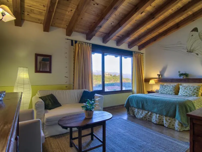 Bed in Hotel Llano Tineo