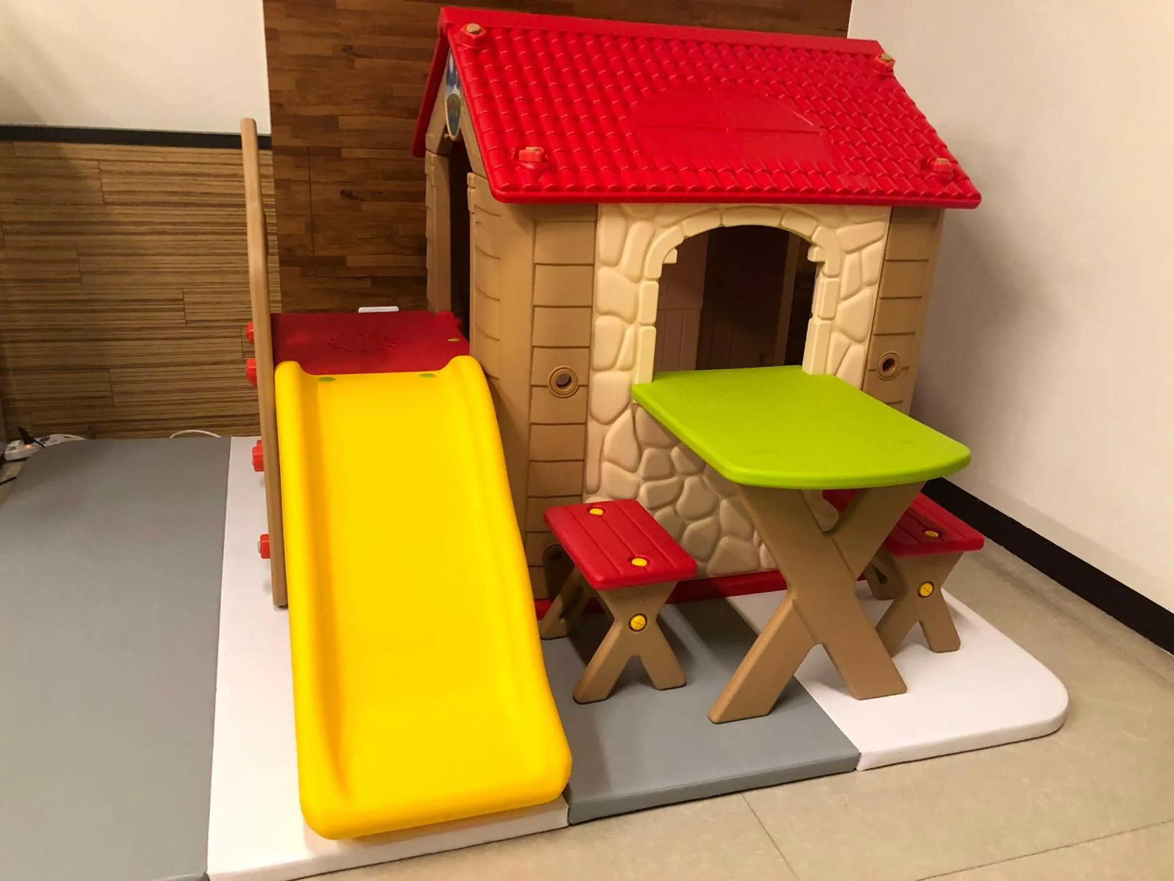 Country Style Anping Homestay