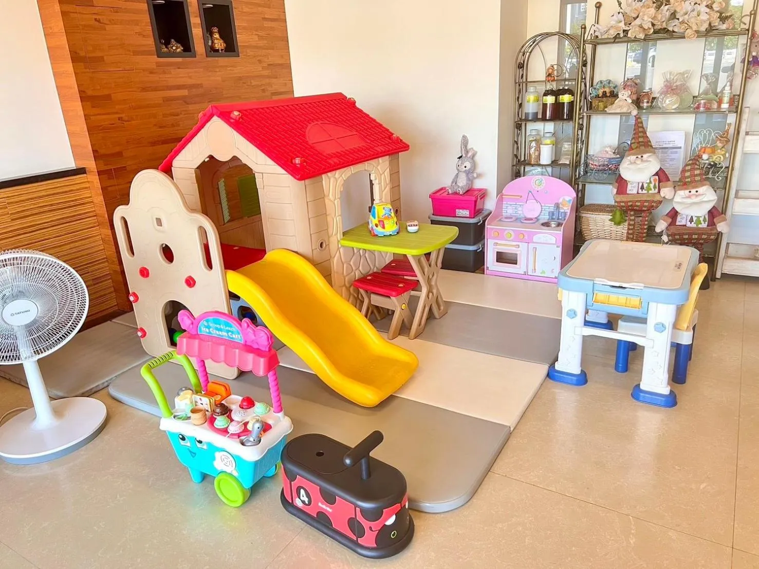 Country Style Anping Homestay