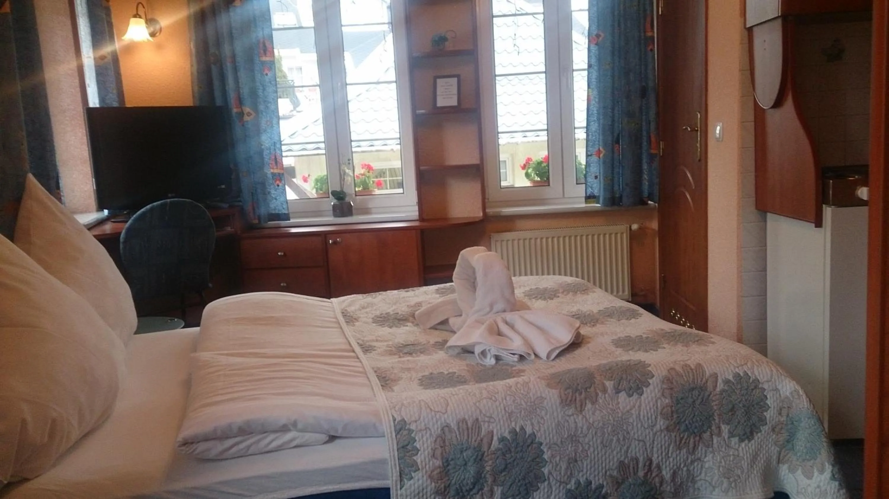 Day, Bed in Villa Europa