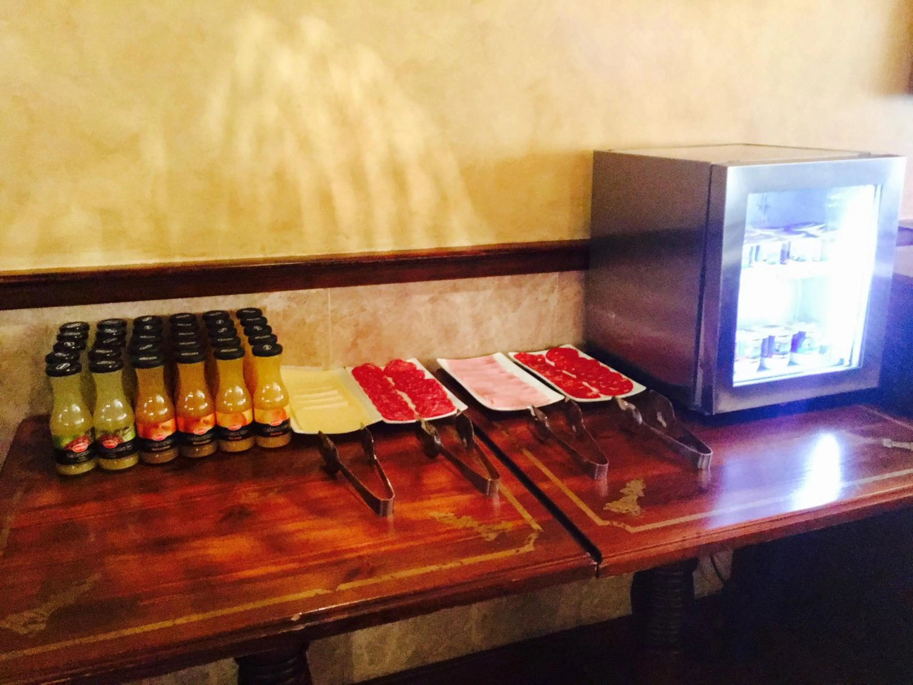 Property building in Hostal Juan Carlos