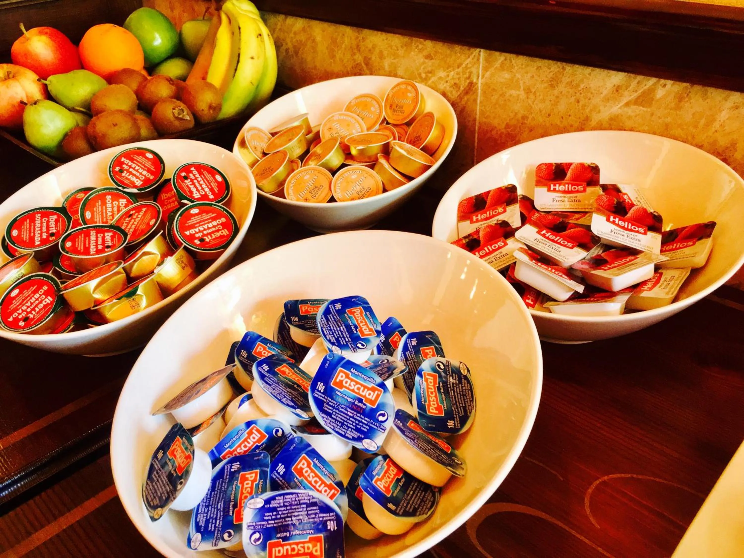 Property building in Hostal Juan Carlos