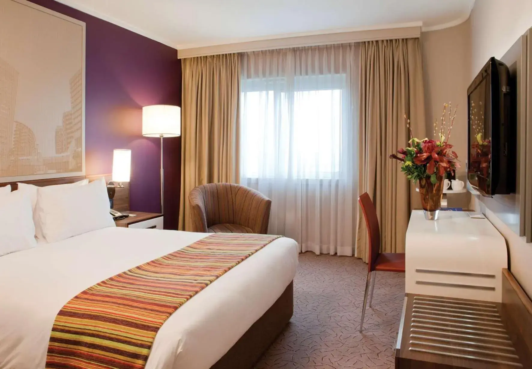 Bedroom, Bed in Garden Court Sandton City Bedroom, Bed in Garden Court Sandton City