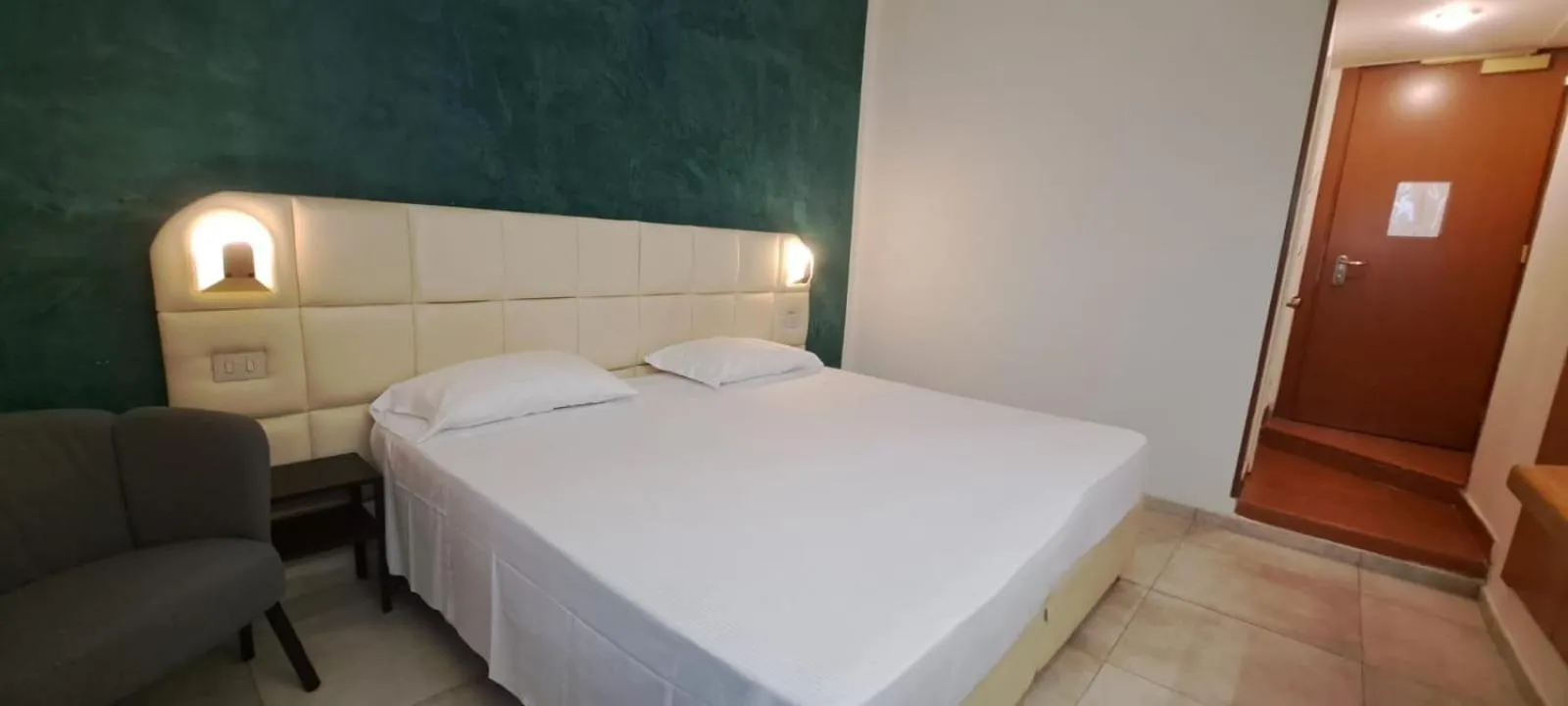 Bed in Hotel Delta Florence