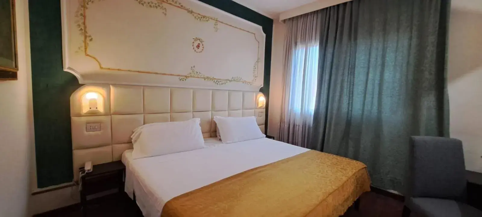 Bed in Hotel Delta Florence Bed in Hotel Delta Florence