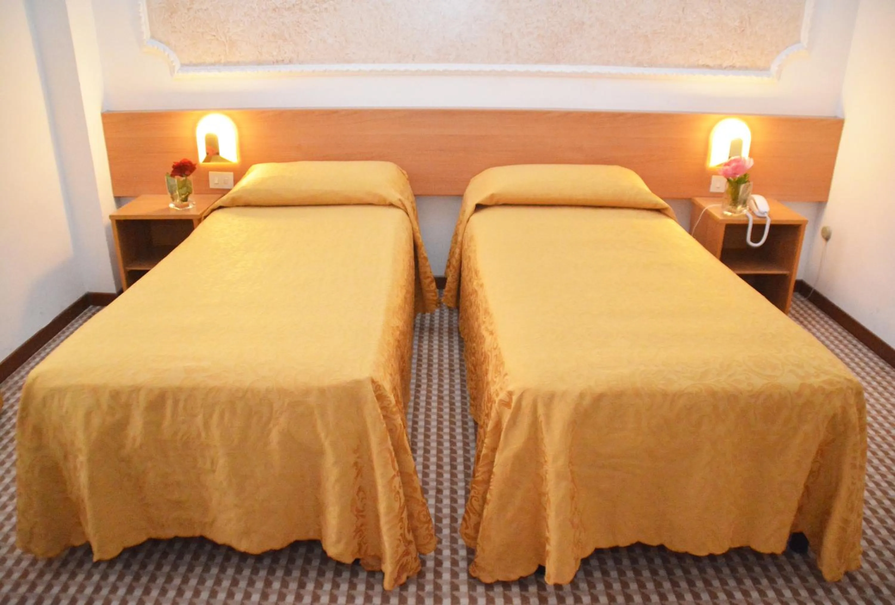 Bed in Hotel Delta Florence