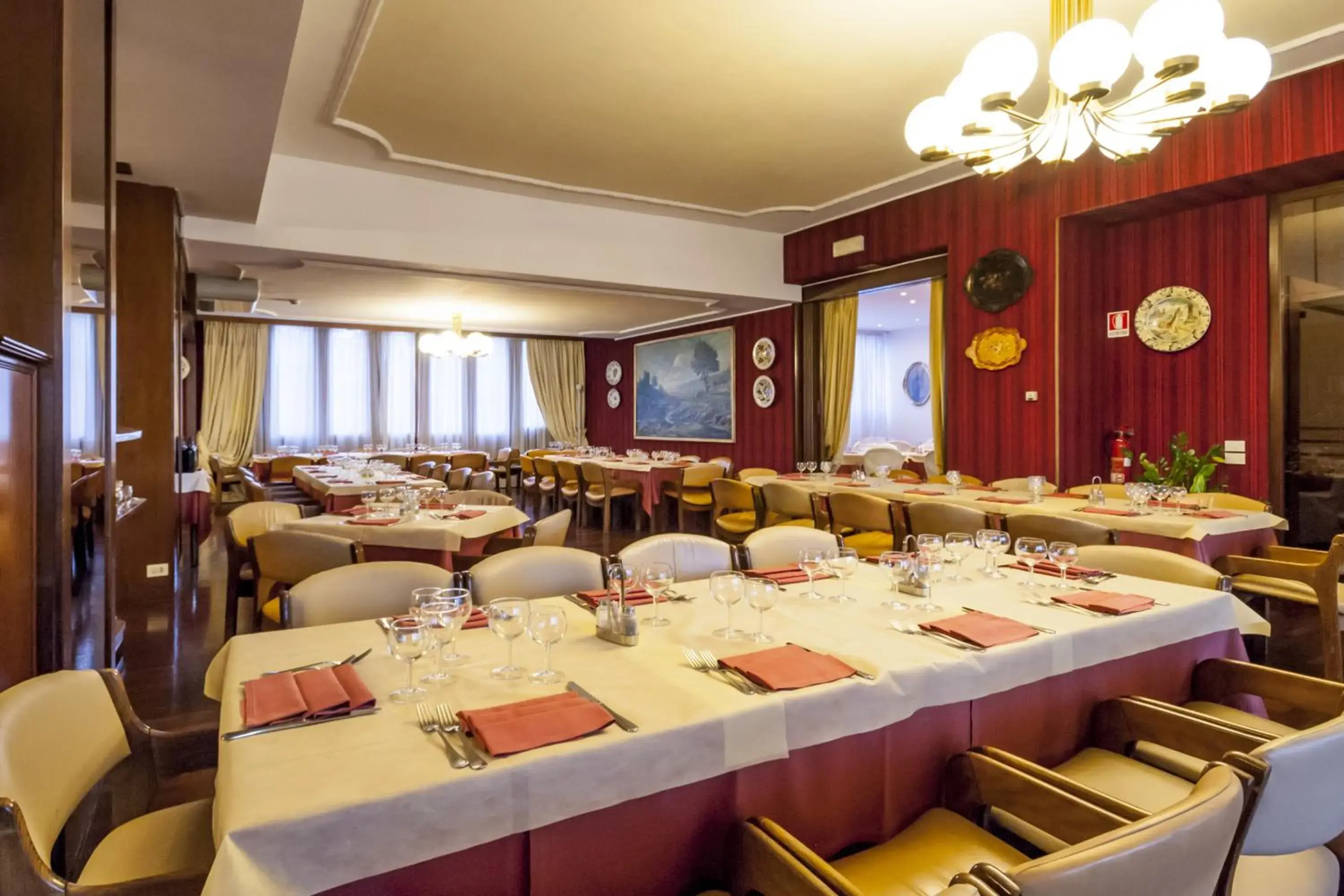 Restaurant/places to eat in Hotel Delta Florence Restaurant/places to eat in Hotel Delta Florence