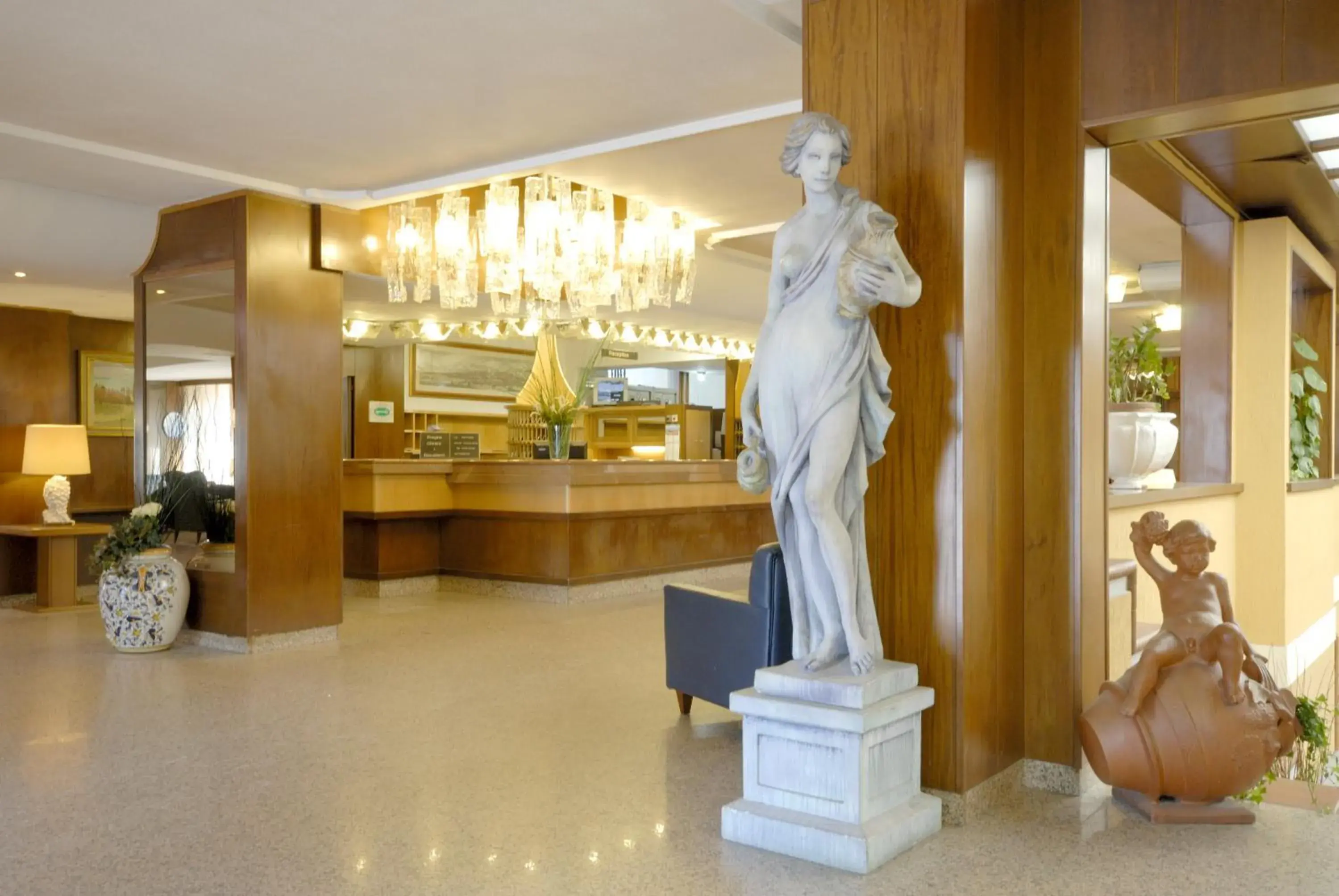 Lobby or reception in Hotel Delta Florence Lobby or reception in Hotel Delta Florence