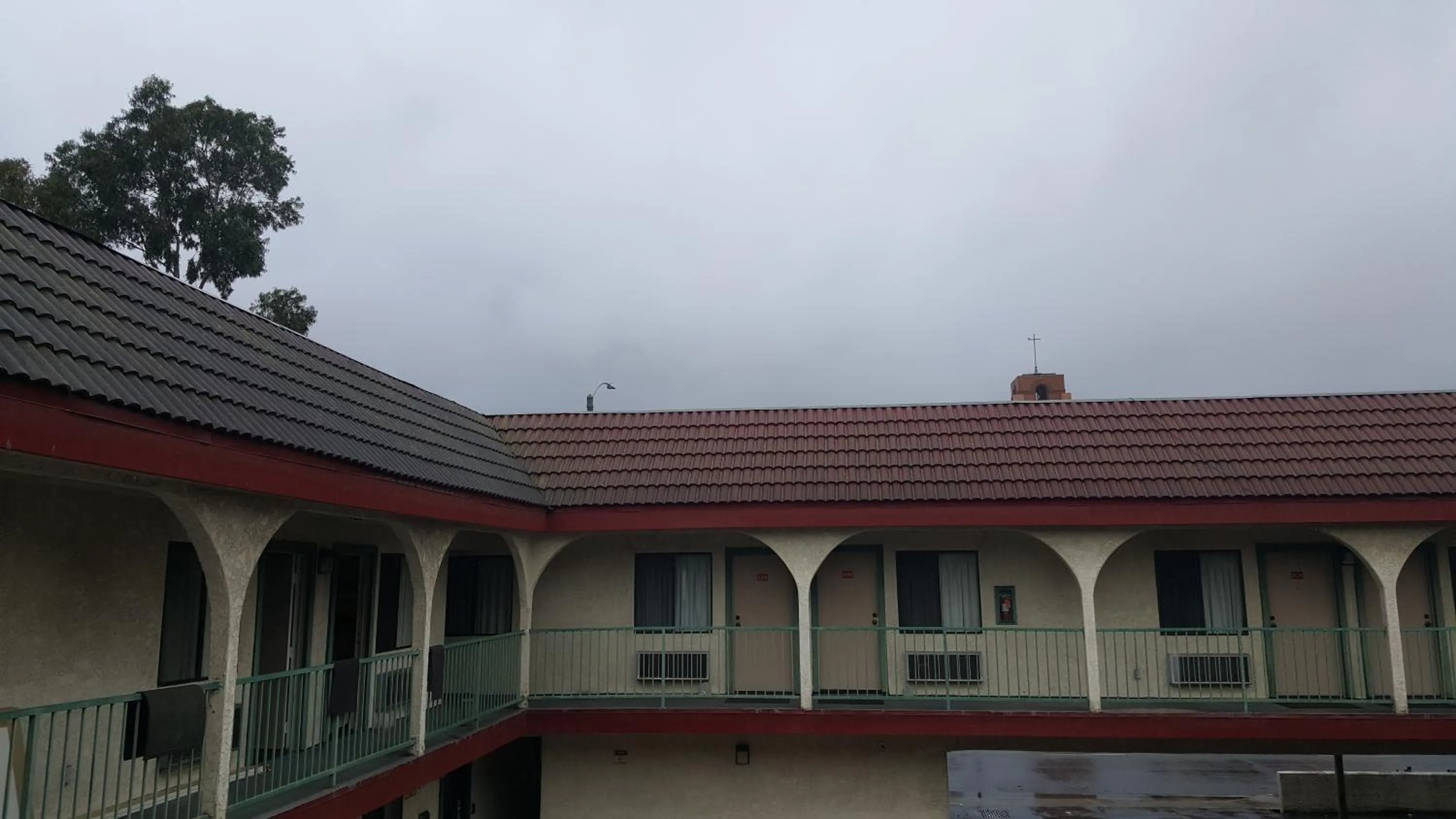 Property building in Flamingo Inn Long Beach