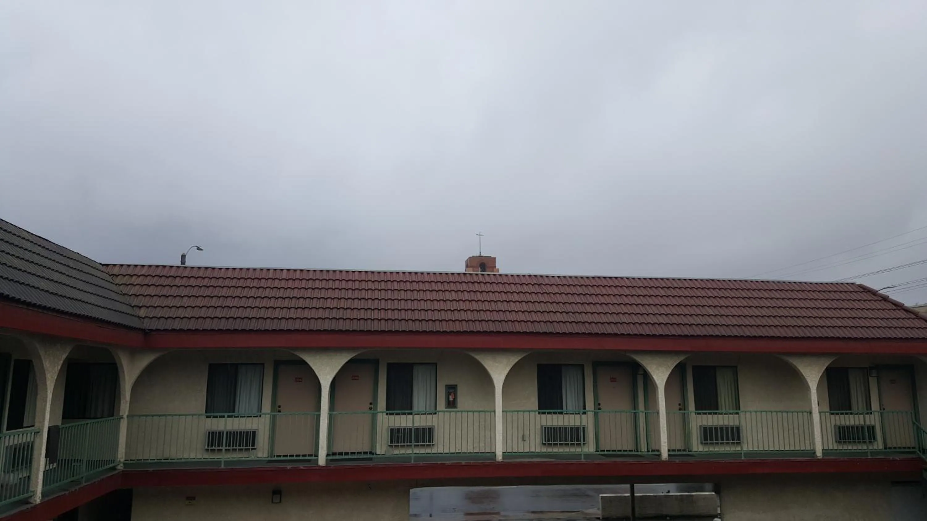 Property building in Flamingo Inn Long Beach