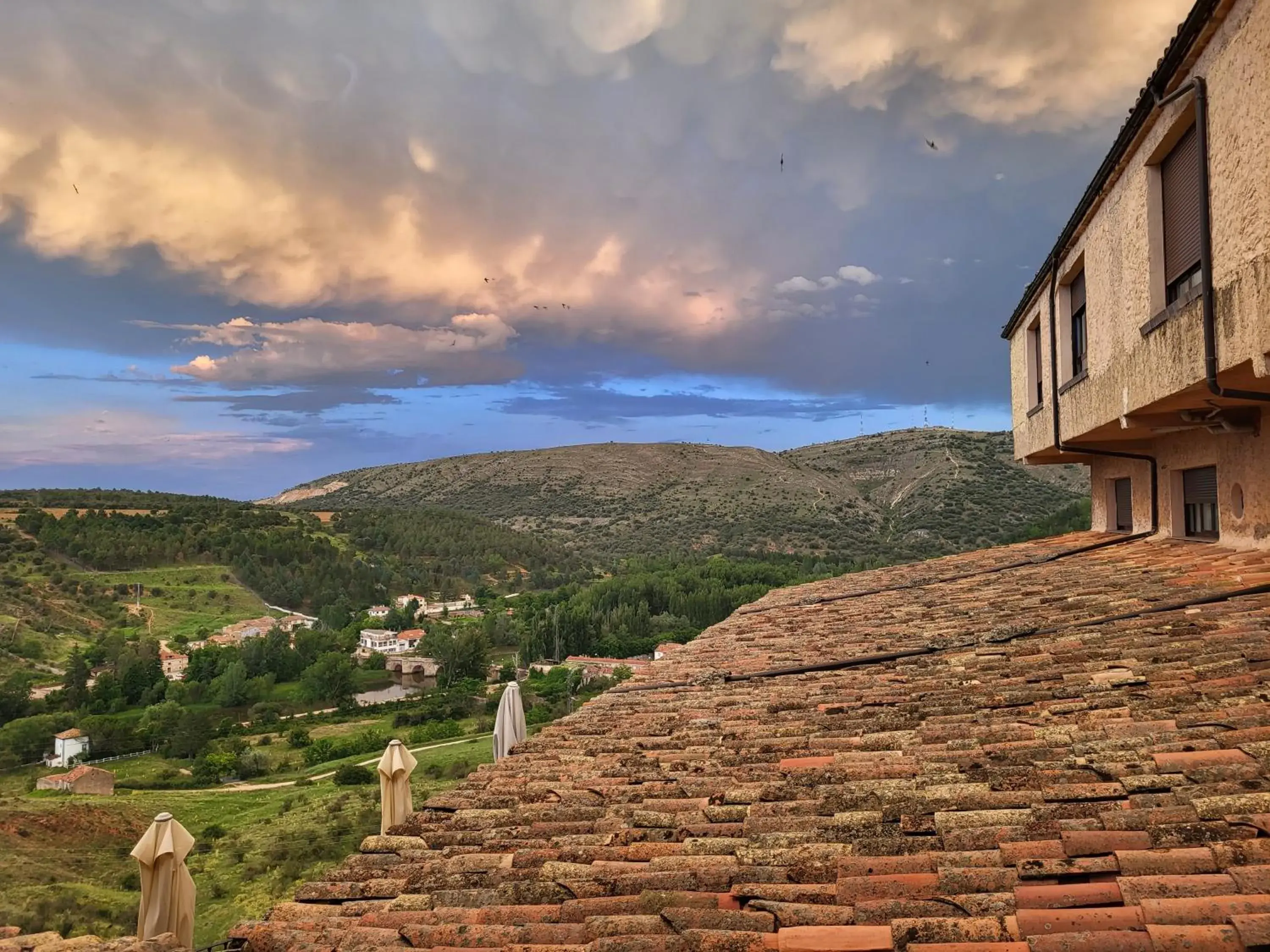 River view in Hotel Leonor Mirón River view in Hotel Leonor Mirón