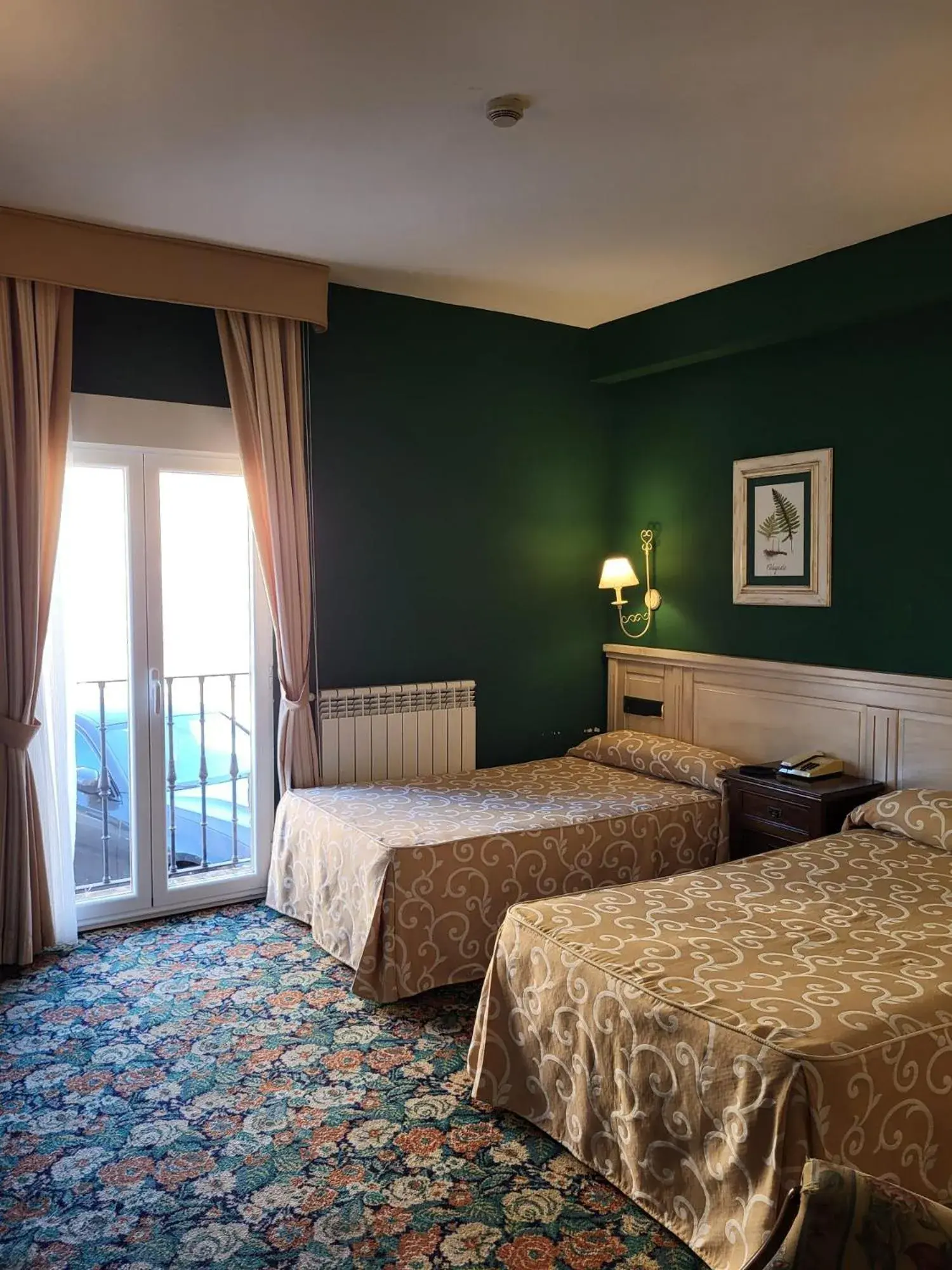 Bed in Hotel Leonor Mirón Bed in Hotel Leonor Mirón