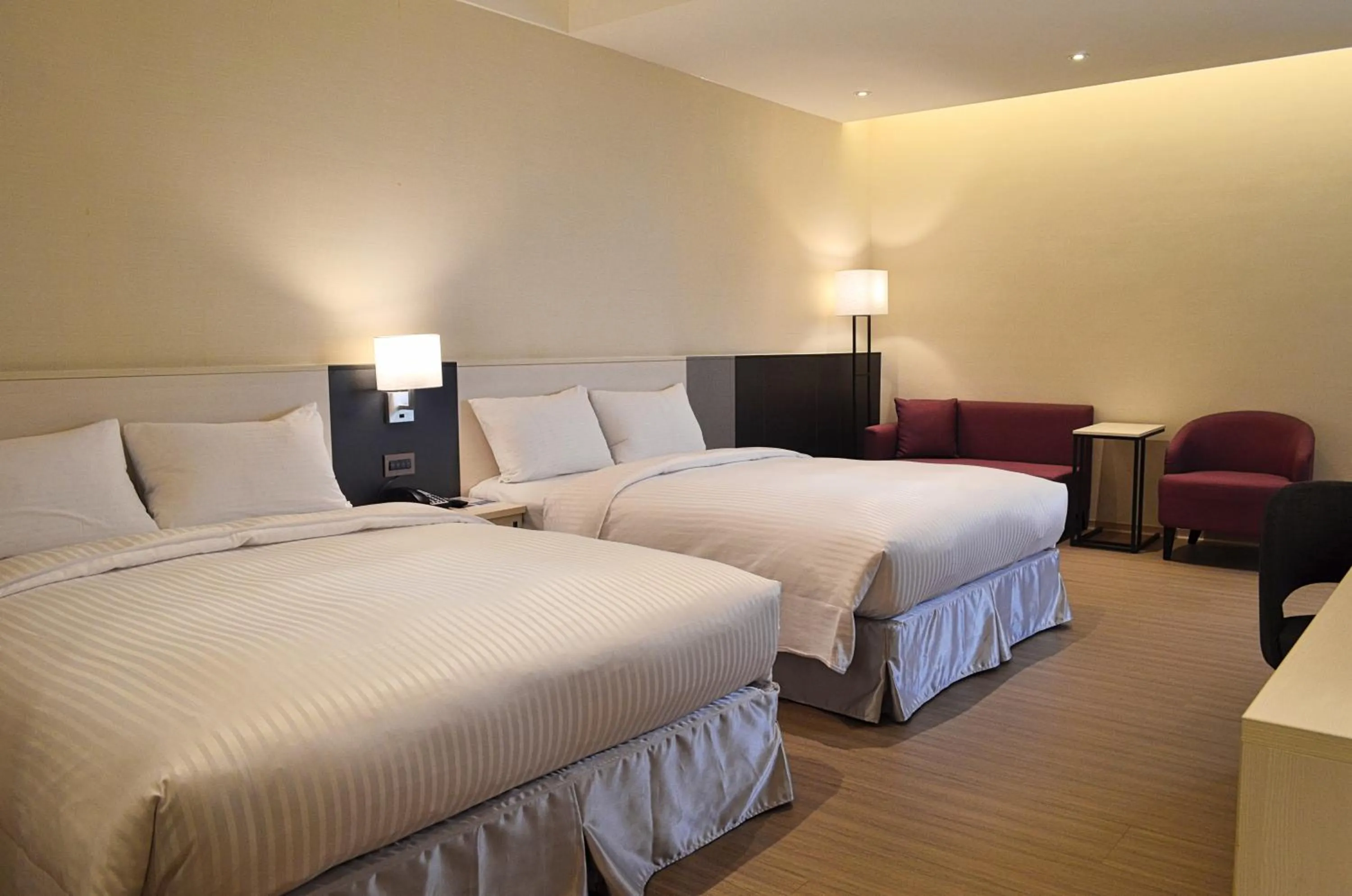 Bed in Full Kind Hotel