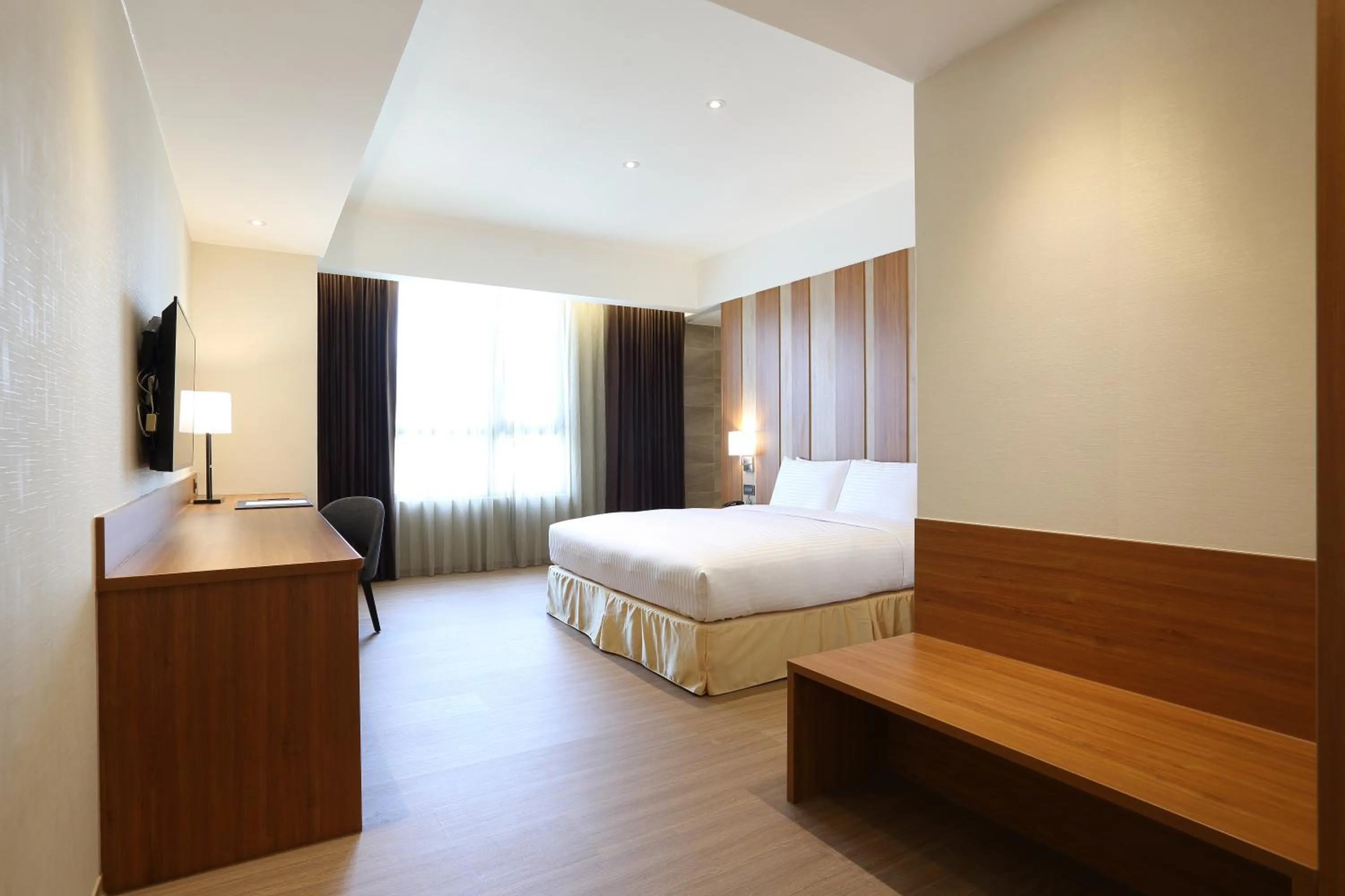 Bed in Full Kind Hotel