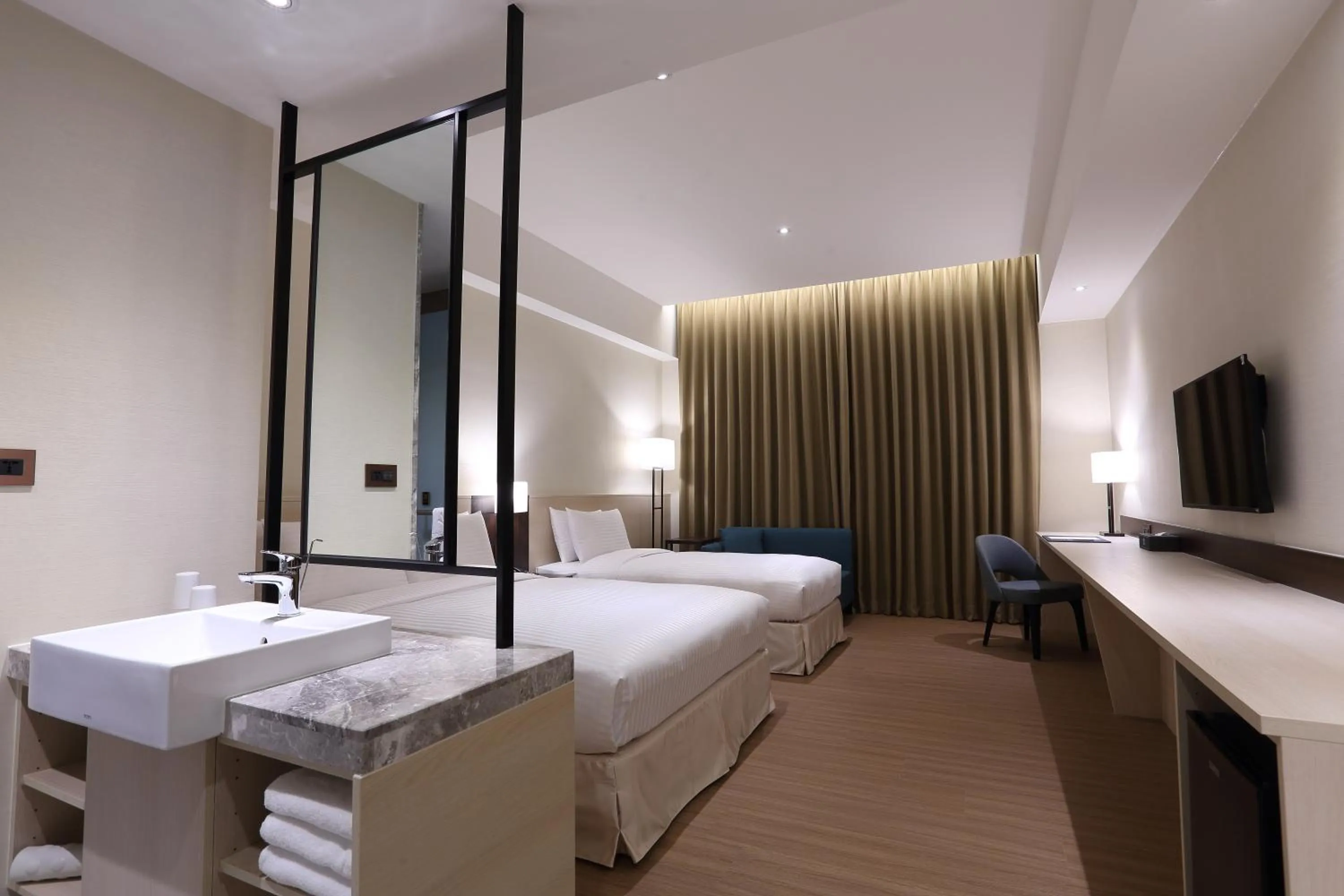 Bed in Full Kind Hotel