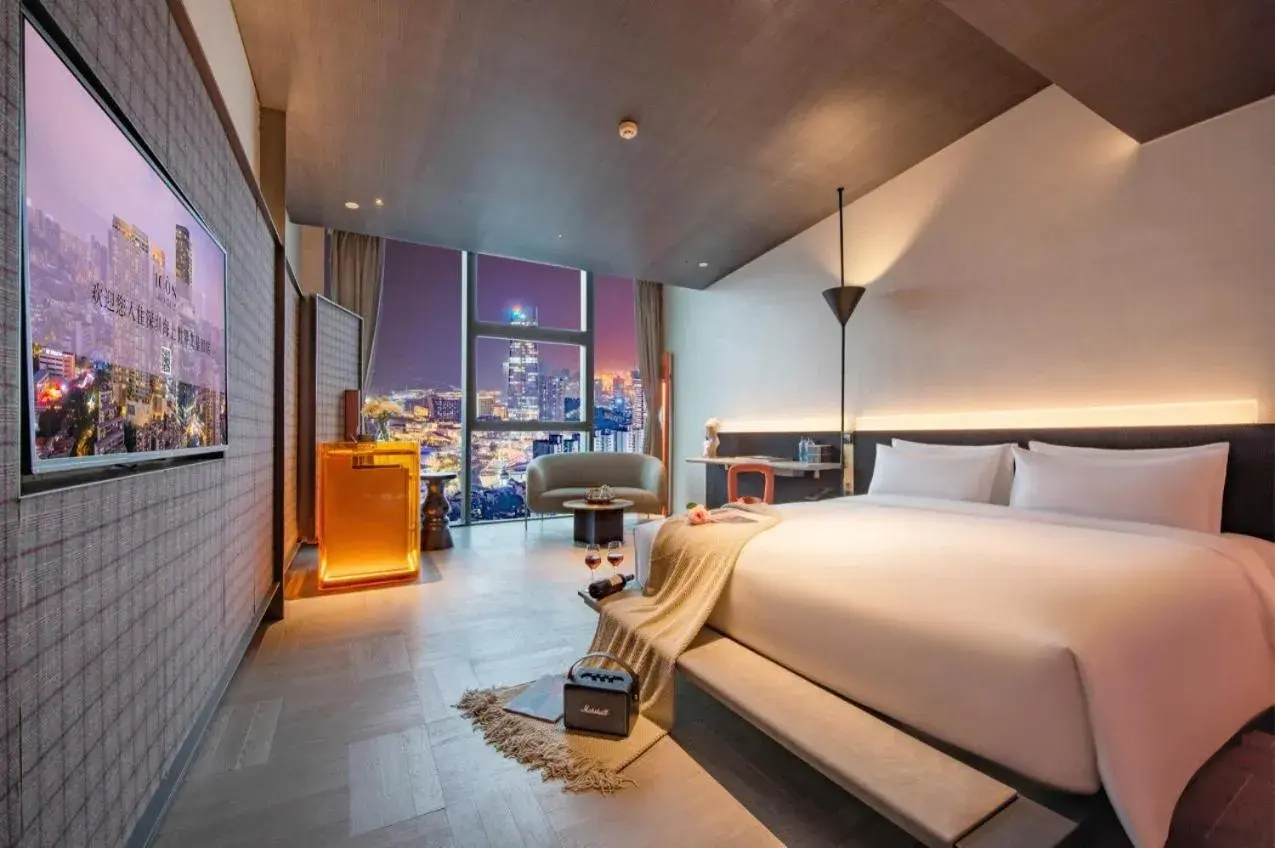 Bed in The Clouds Apartment Bed in The Clouds Apartment