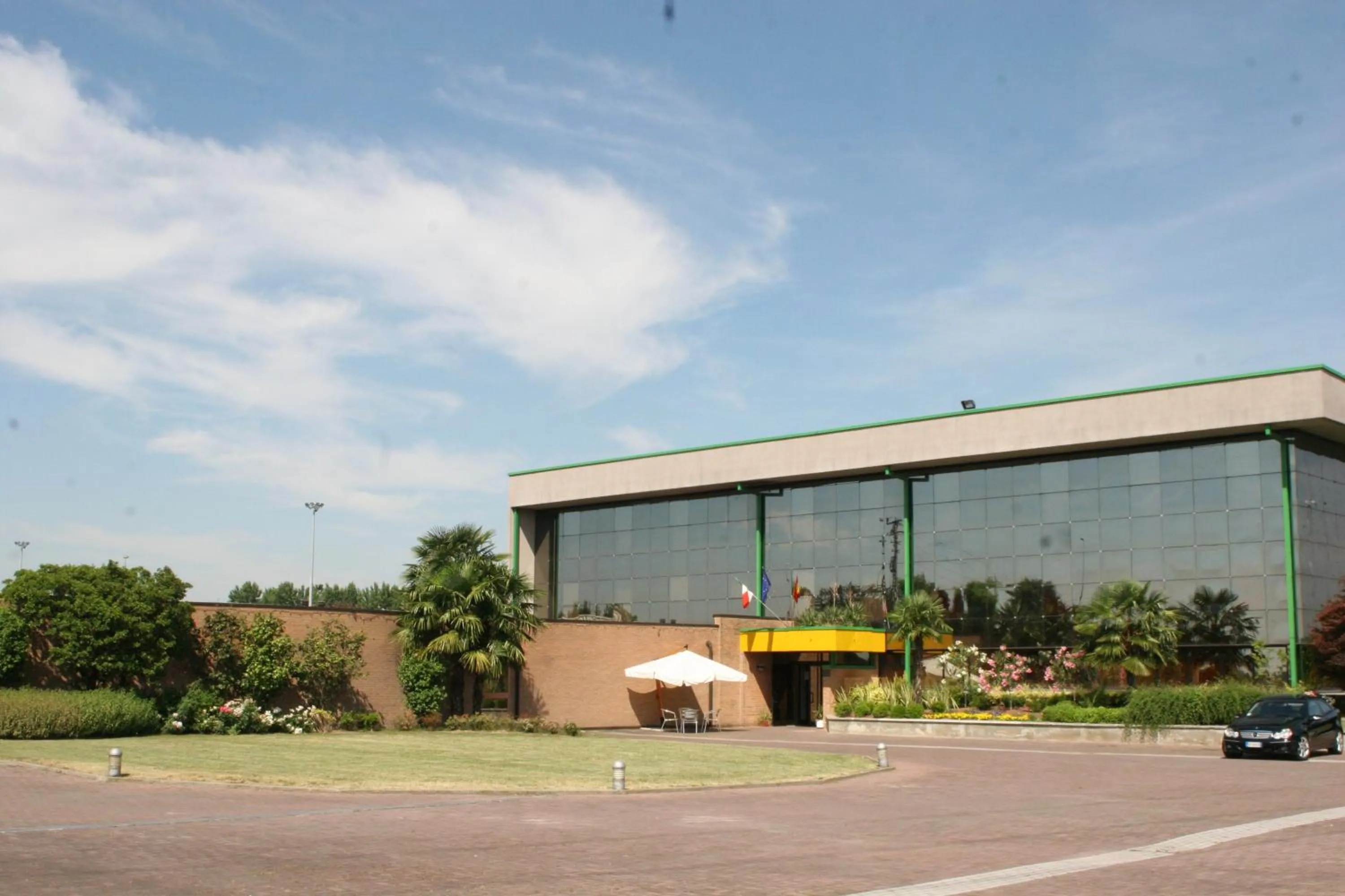 Property building in Orzihotel