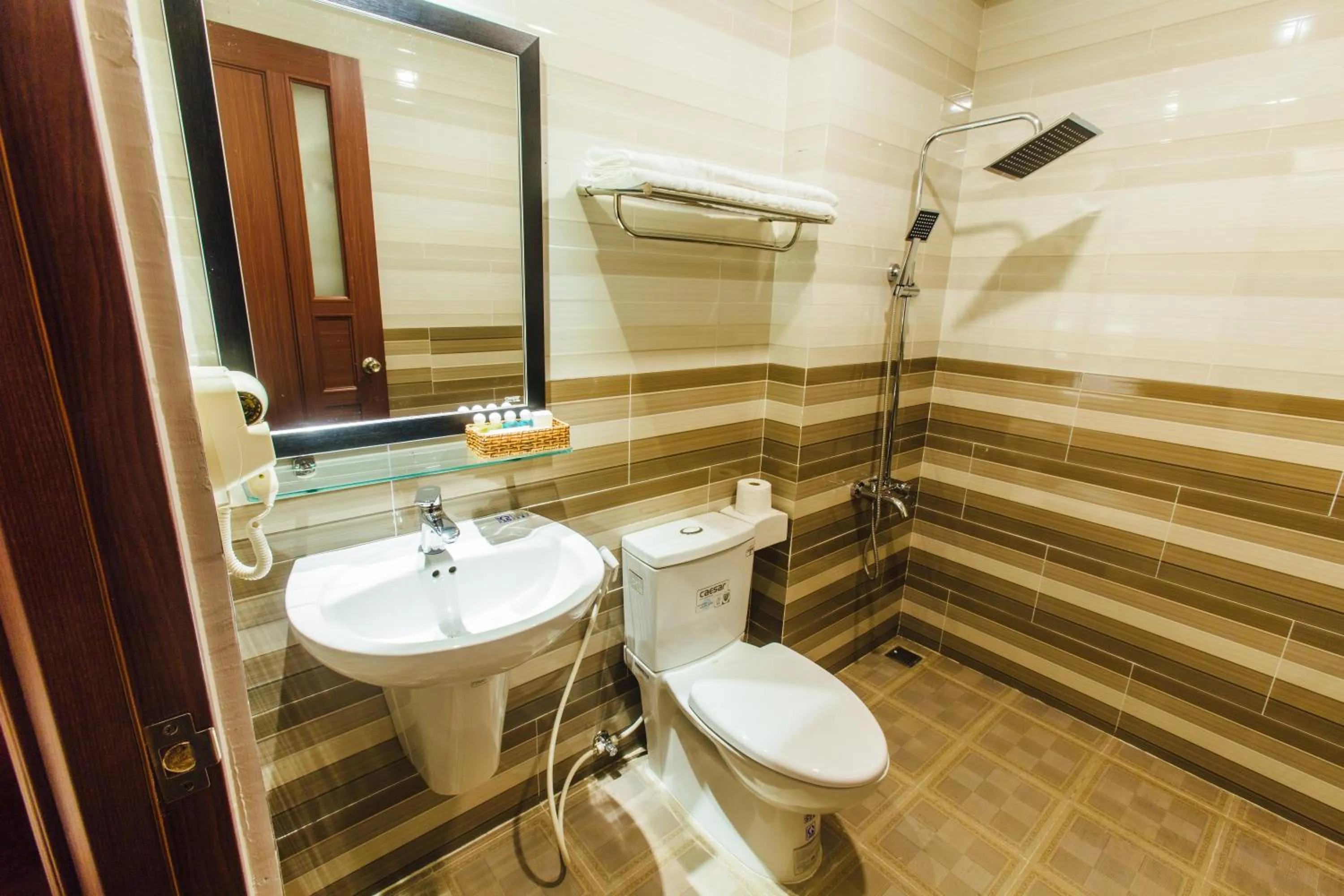 Bathroom in Sunflower Hotel 2