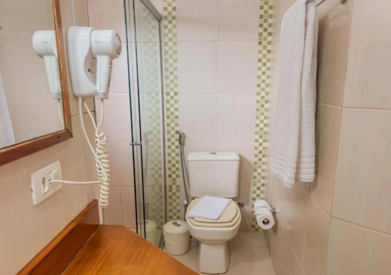 Bathroom in Pousada Victoria Villa By Nacional Inn - A 800 metros da Vila Capivari