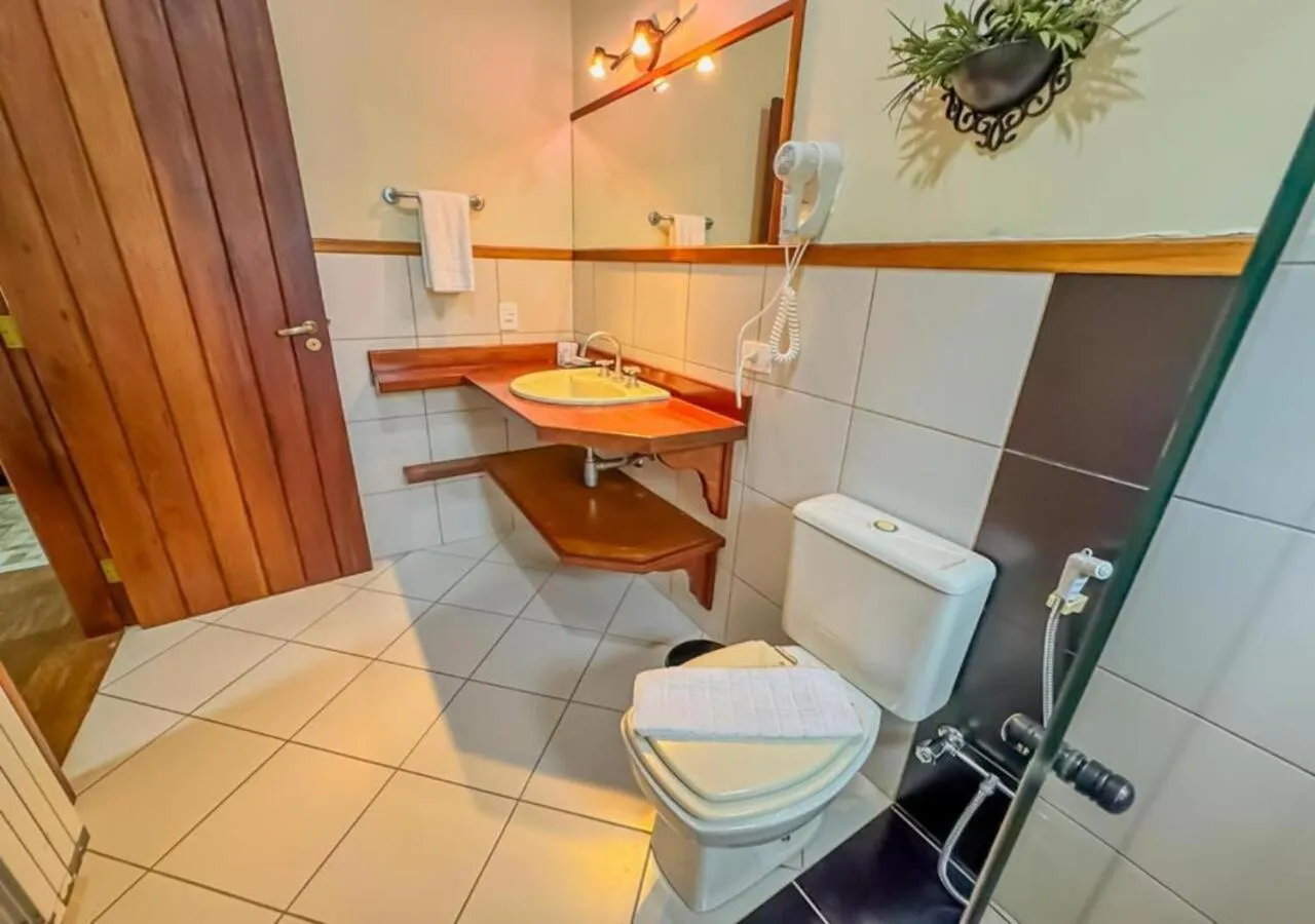 Bathroom in Pousada Victoria Villa By Nacional Inn - A 800 metros da Vila Capivari