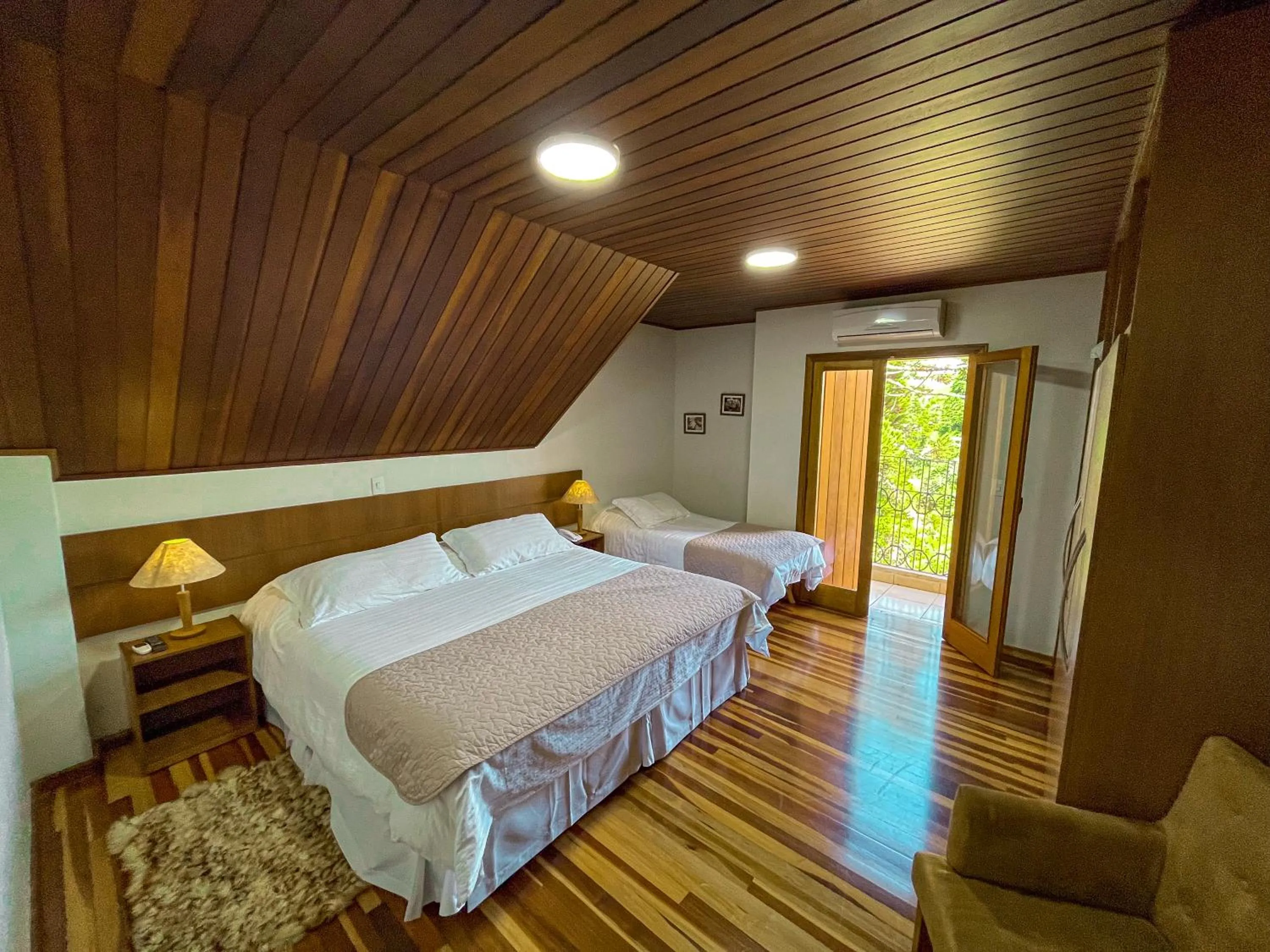 Bedroom, Bed in Pousada Victoria Villa By Nacional Inn - A 800 metros da Vila Capivari