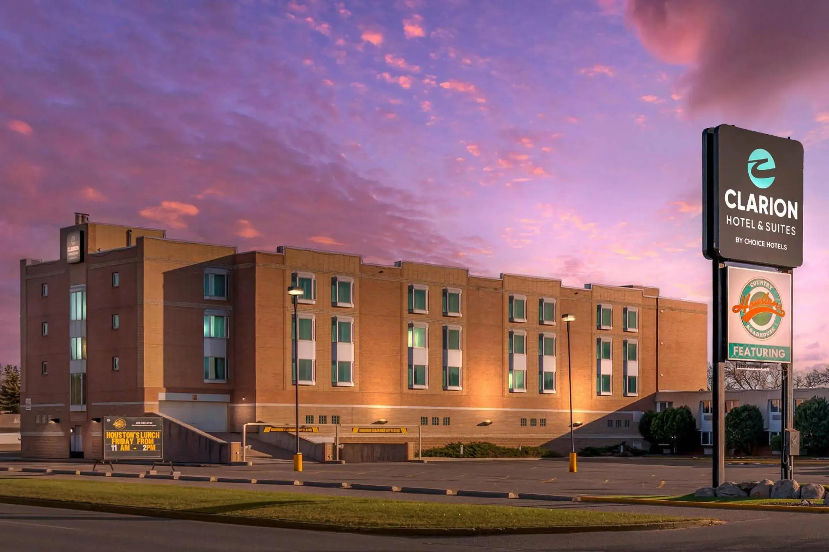 Property building in Clarion Hotel & Suites Property building in Clarion Hotel & Suites