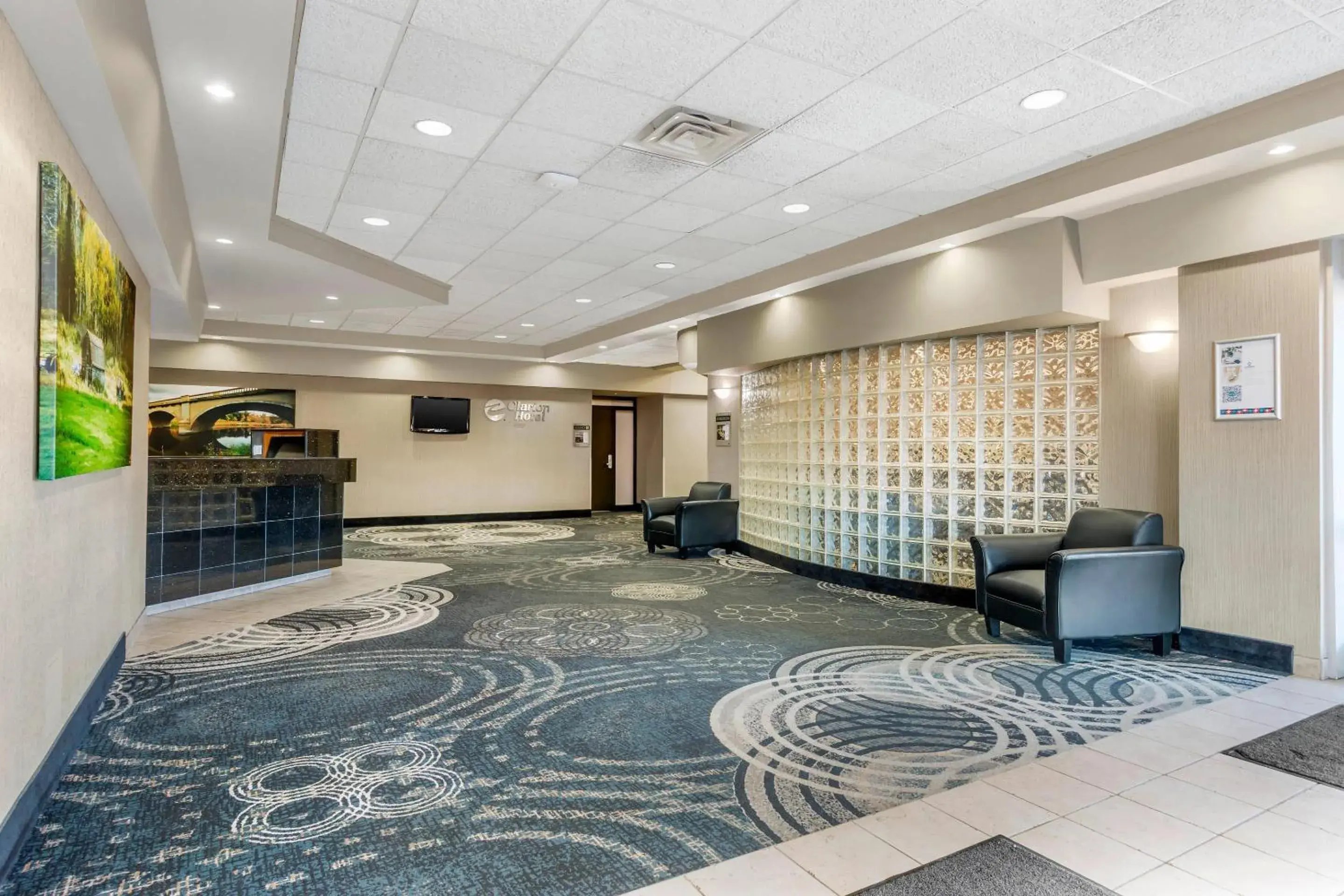 Lobby or reception in Clarion Hotel & Suites Lobby or reception in Clarion Hotel & Suites