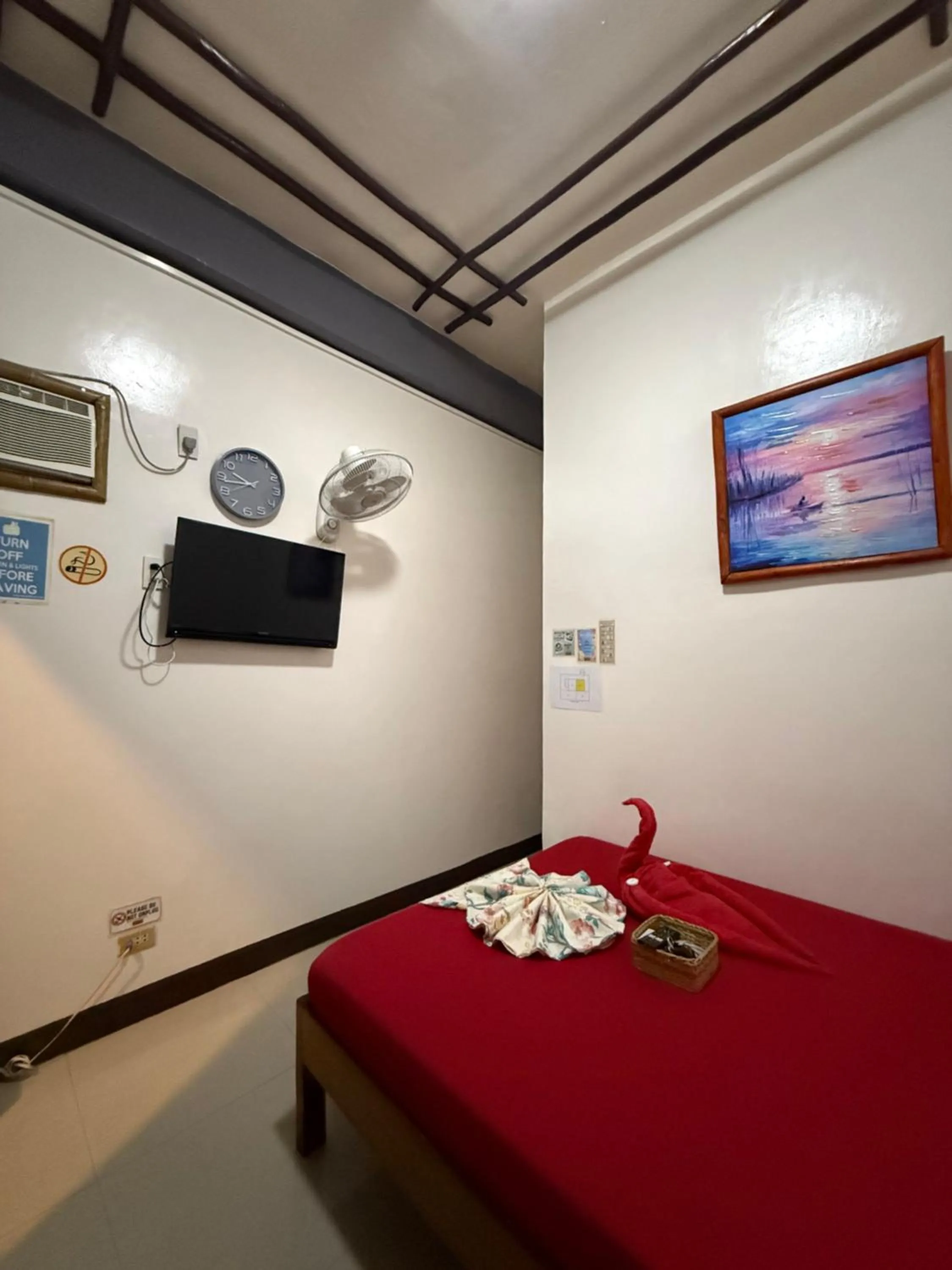 Bed in Lolo Bob's Bed And Breakfast