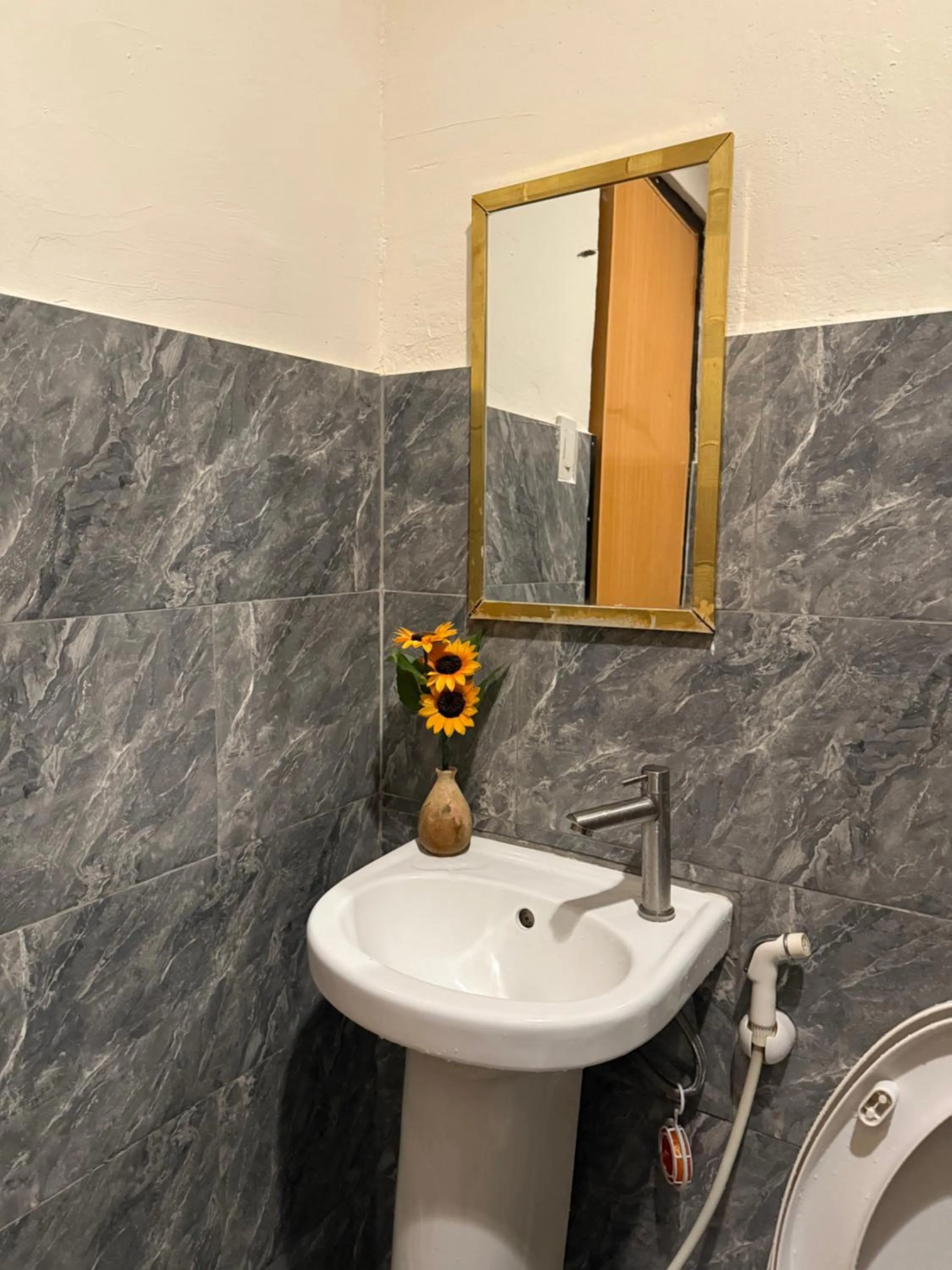 Lolo Bob's Bed And Breakfast