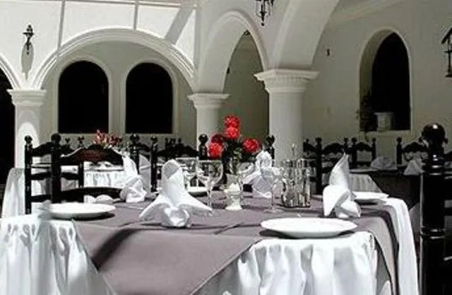 Restaurant/places to eat in Hotel Santa Teresa