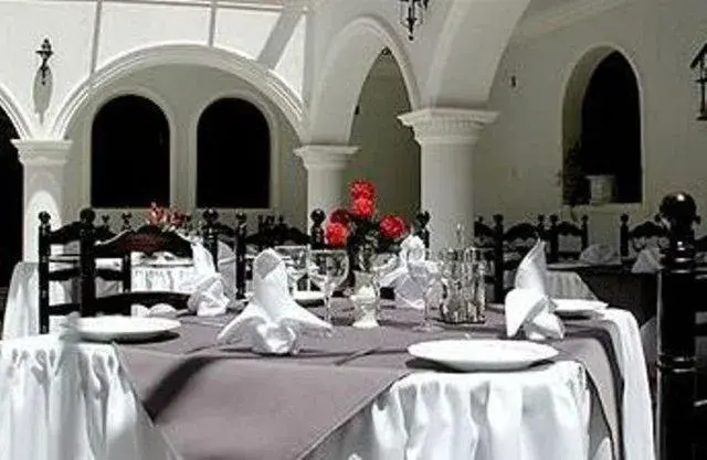Restaurant/places to eat in Hotel Santa Teresa Restaurant/places to eat in Hotel Santa Teresa