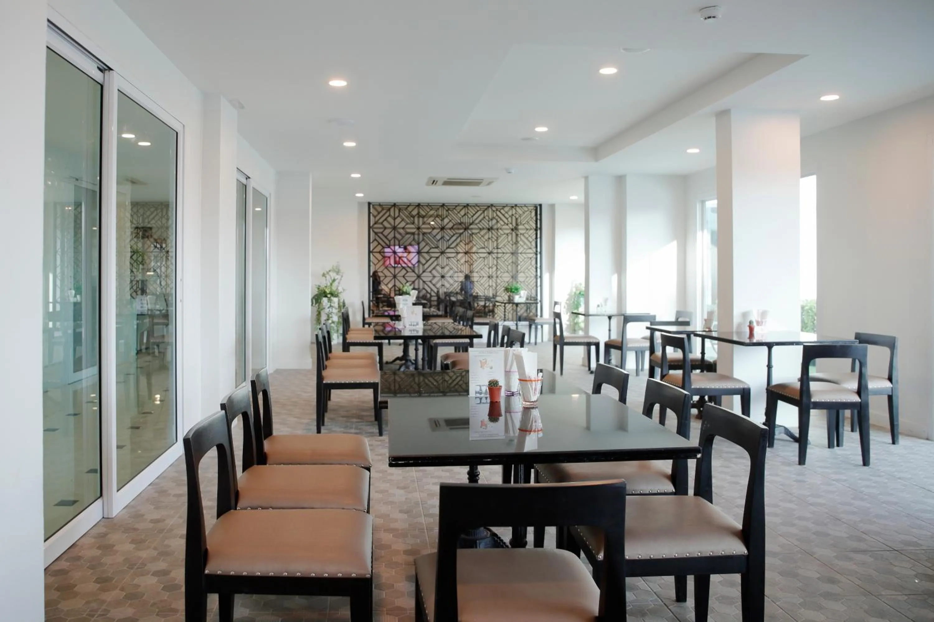 Restaurant/places to eat in Chada@Nakhon