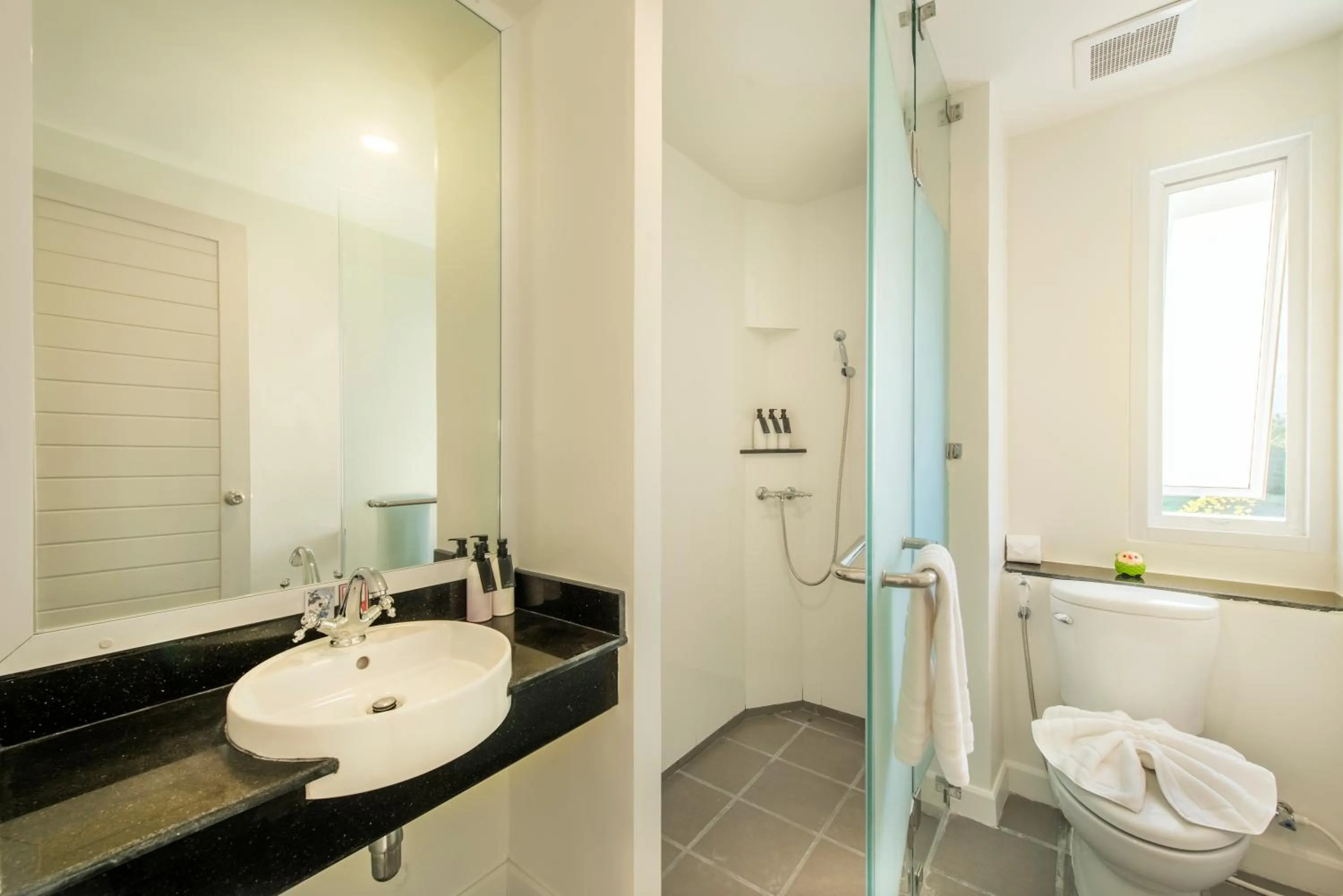 Toilet in Chada@Nakhon