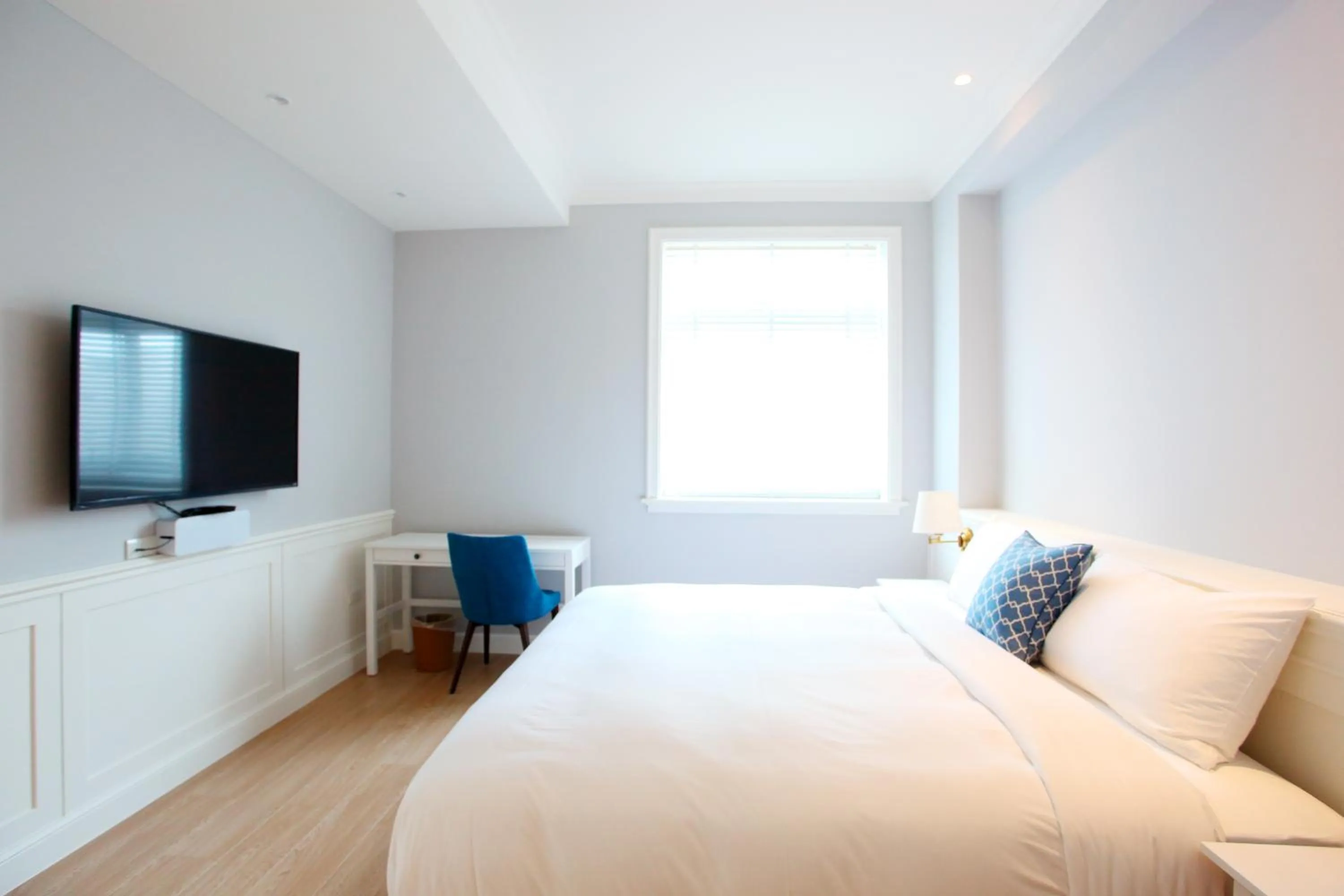 Bed in Notting Leaf B&B