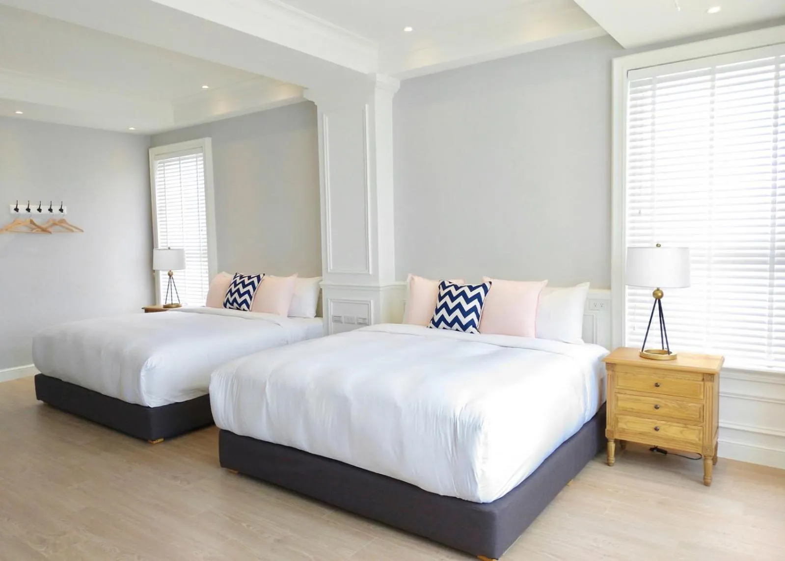 Bed in Notting Leaf B&B