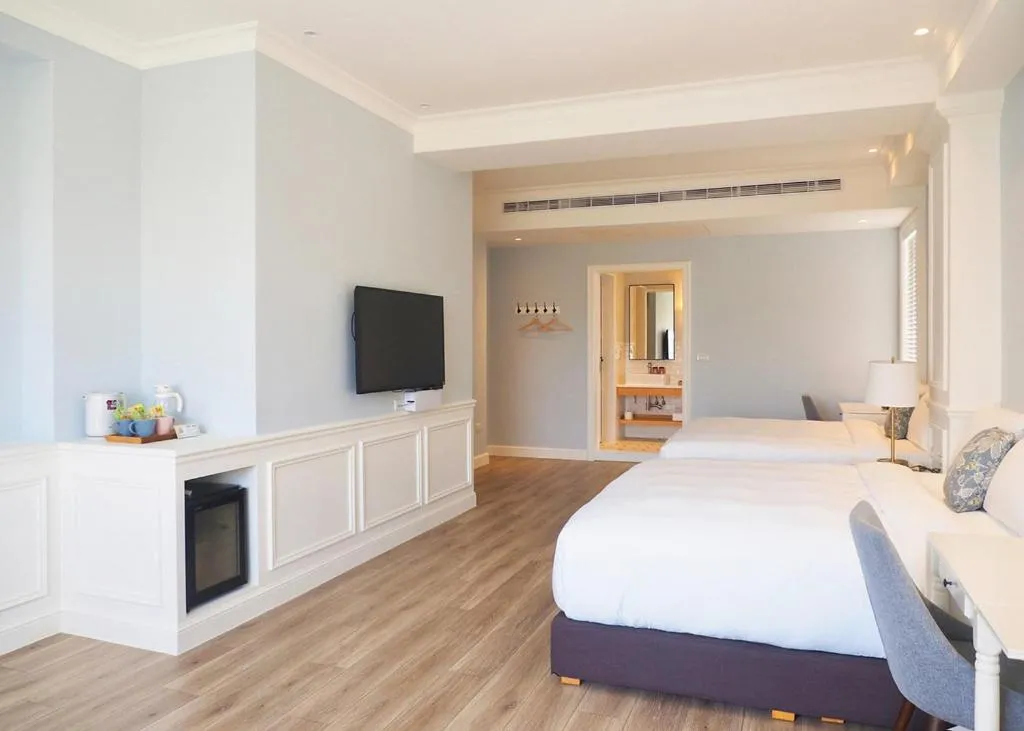TV and multimedia, Bed in Notting Leaf B&B