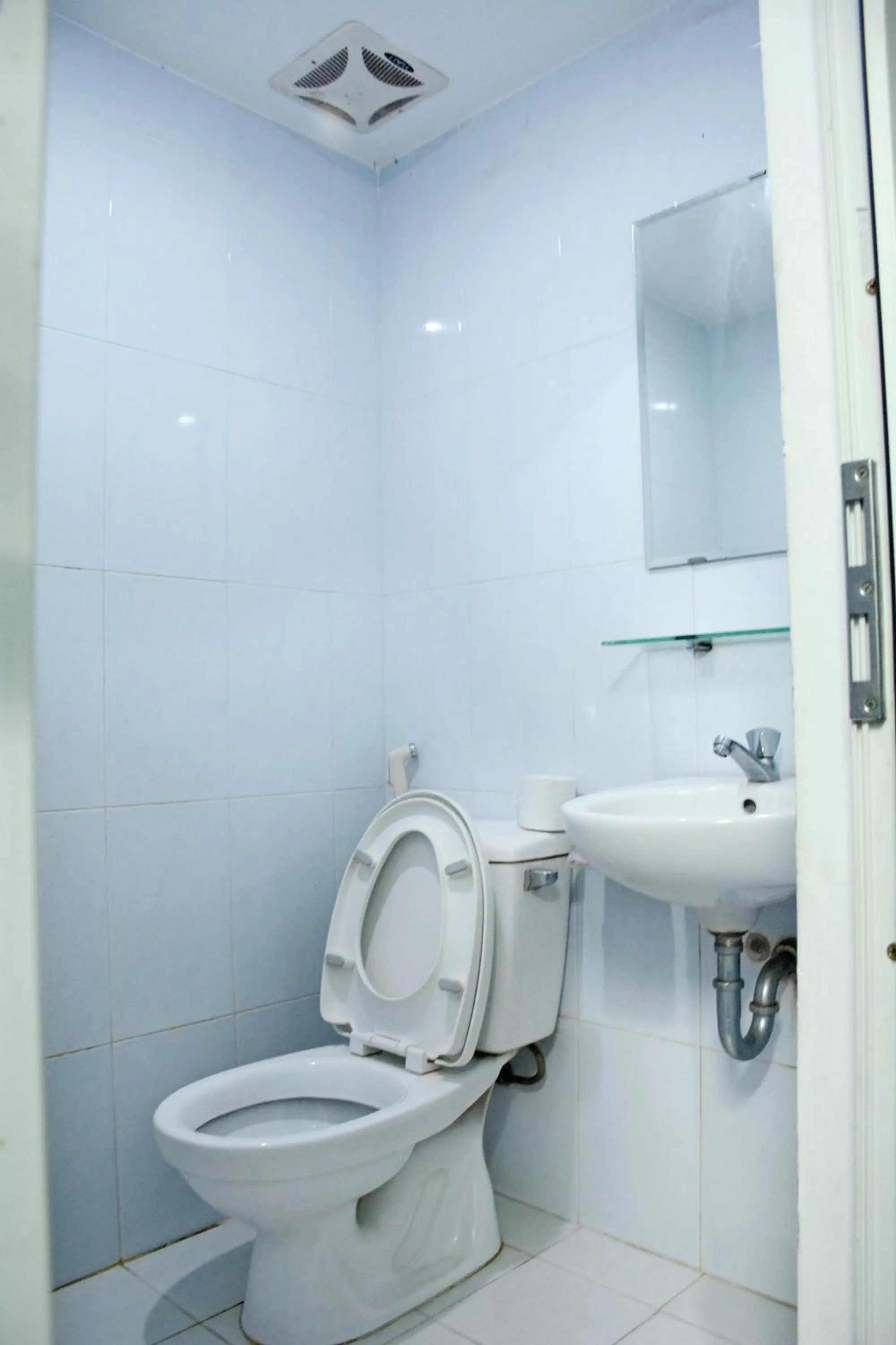 Bathroom in Cat An Guesthouse