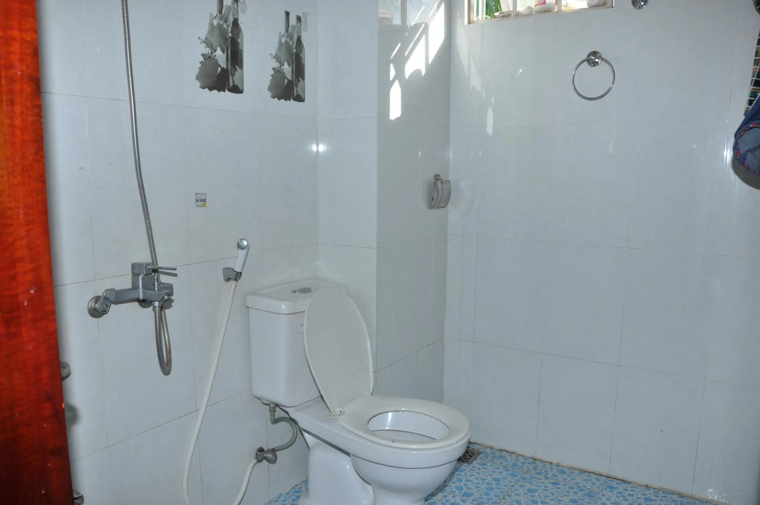 Bathroom in Cat An Guesthouse