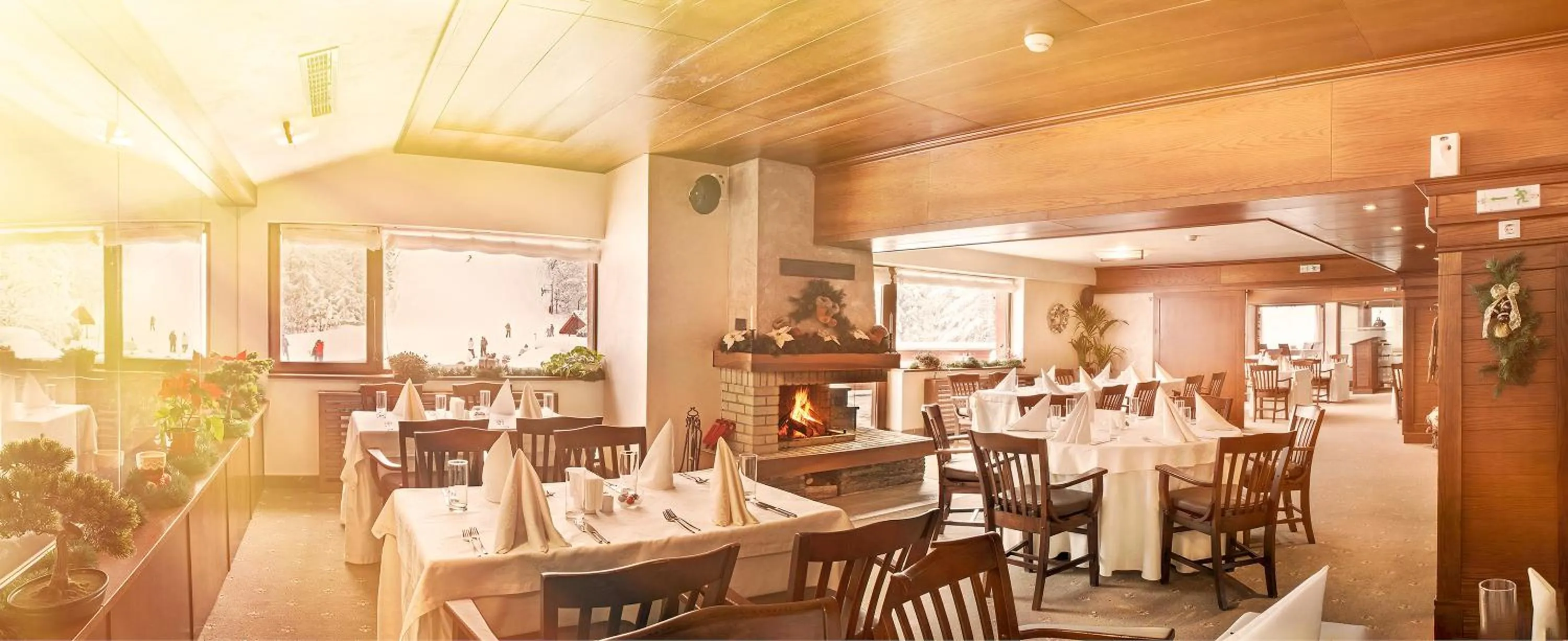 Restaurant/places to eat in Hotel Yastrebets Wellness & Spa