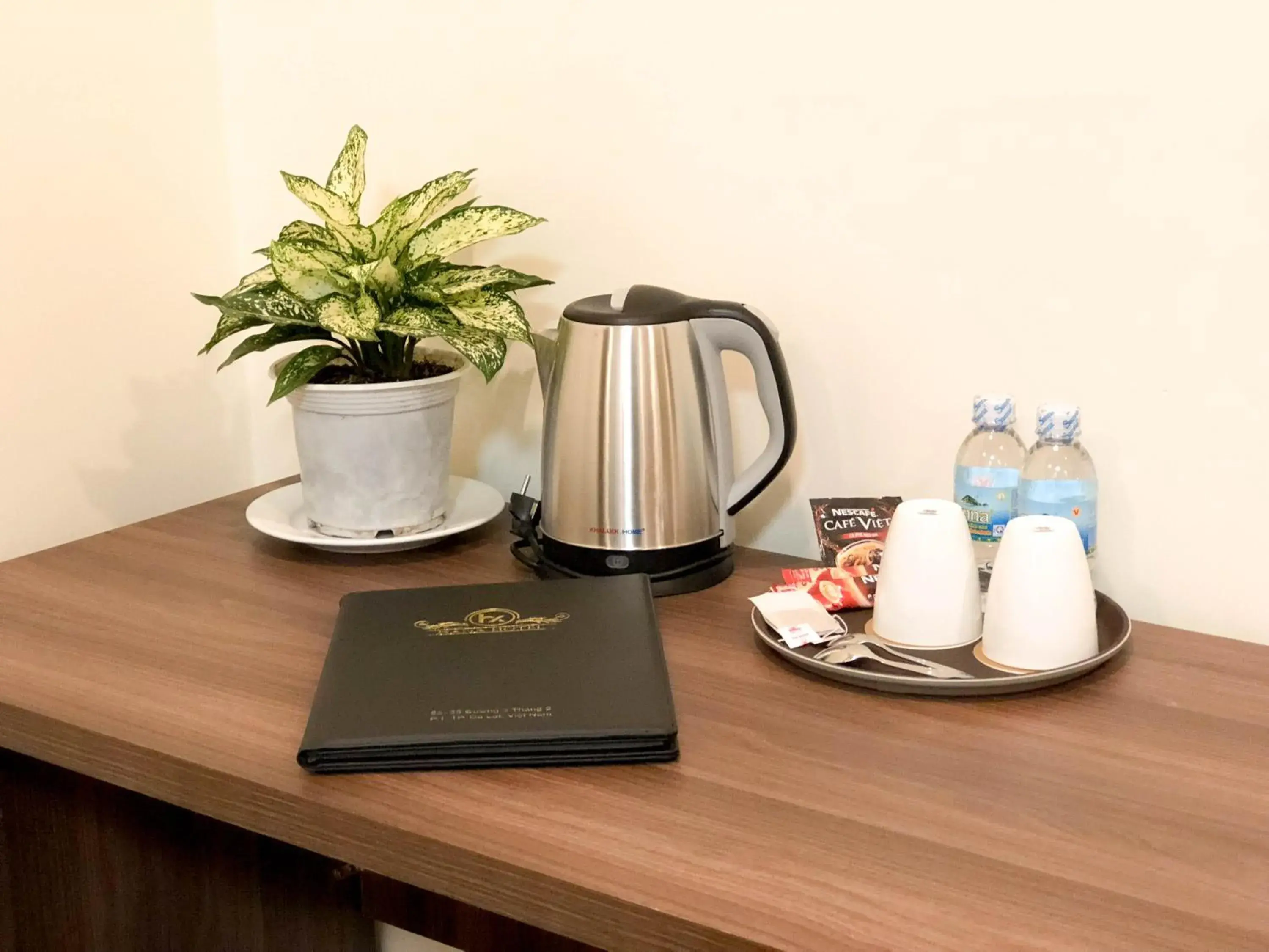 Coffee/tea facilities in Hana Dalat Hotel Coffee/tea facilities in Hana Dalat Hotel