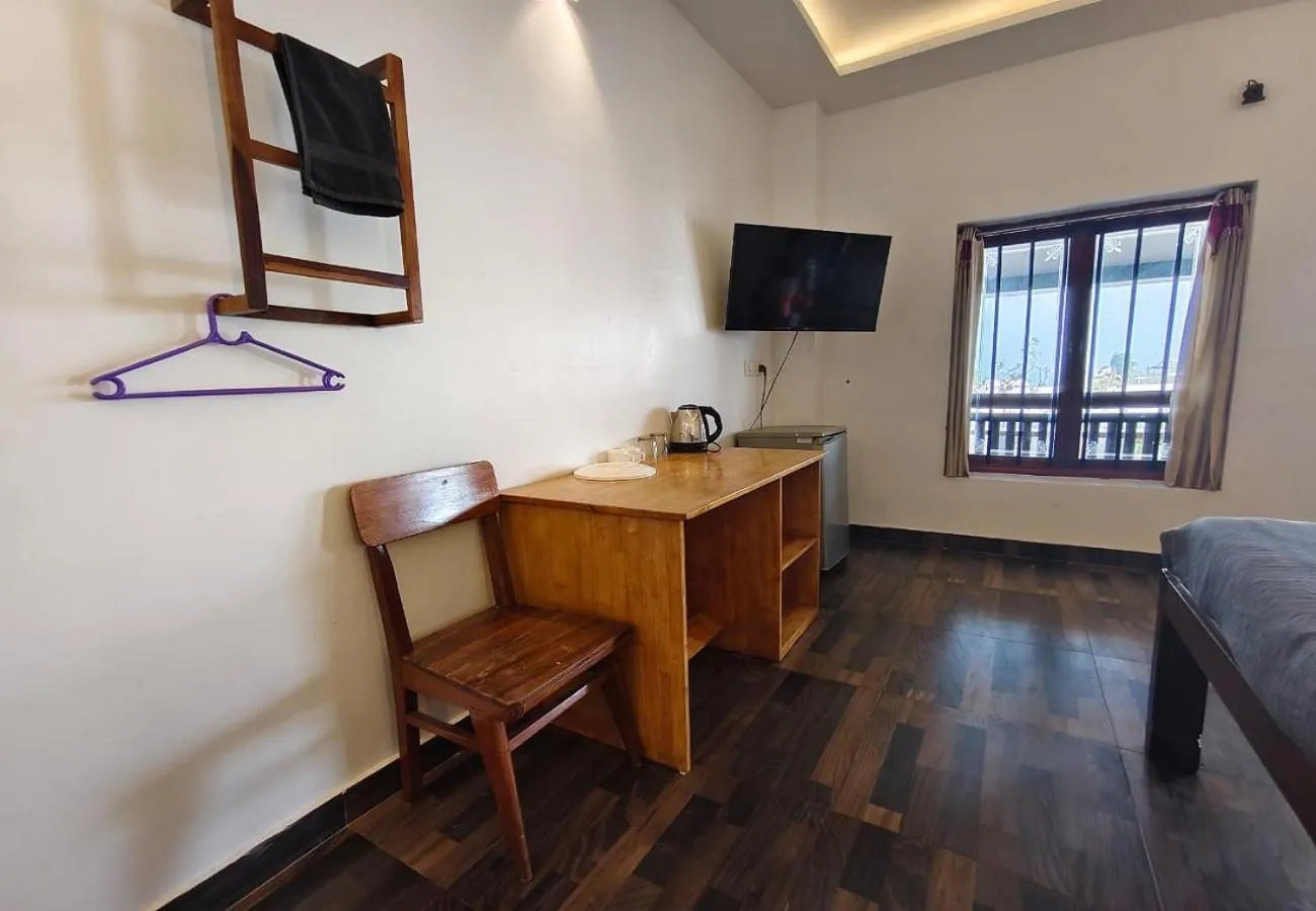 TV and multimedia in The French Villa Elite