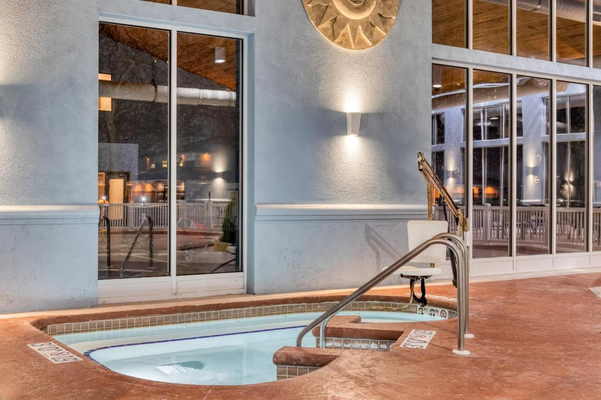 Swimming pool in Holiday Inn Express & Suites - Green Bay East by IHG Swimming pool in Holiday Inn Express & Suites - Green Bay East by IHG