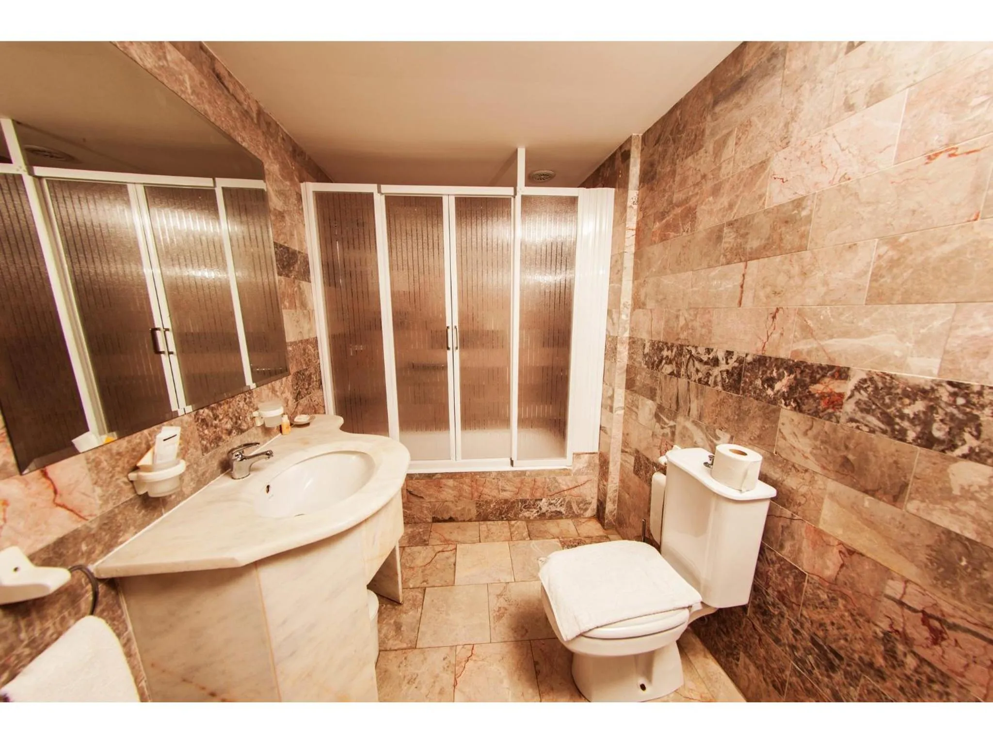 Bathroom in Panorama Plaza