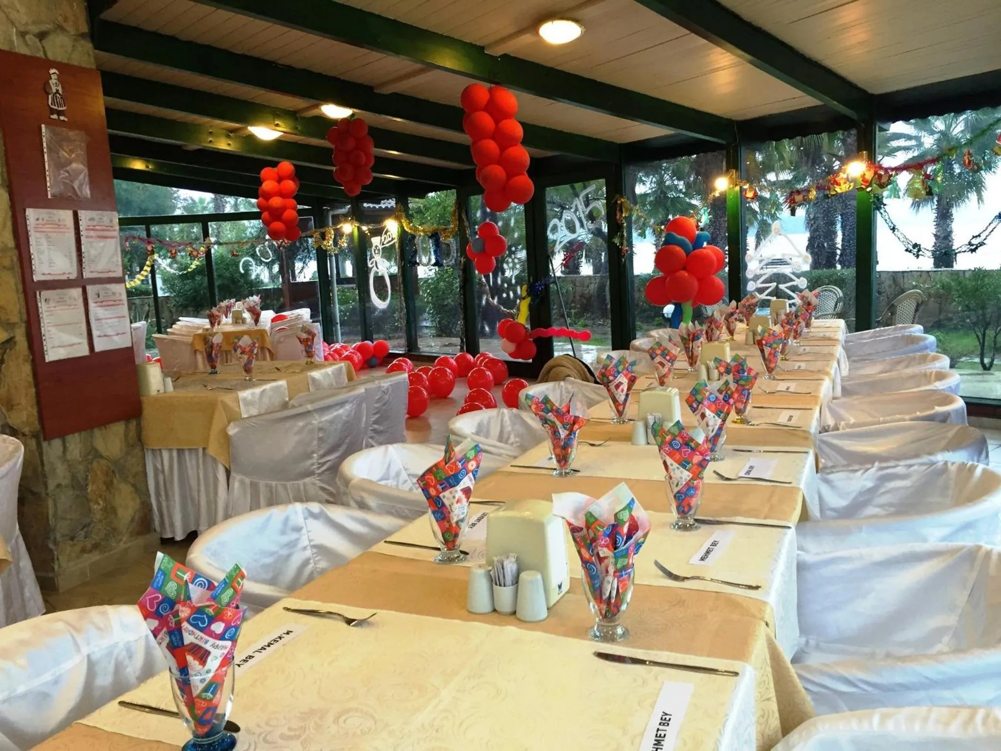 Restaurant/places to eat in Panorama Plaza