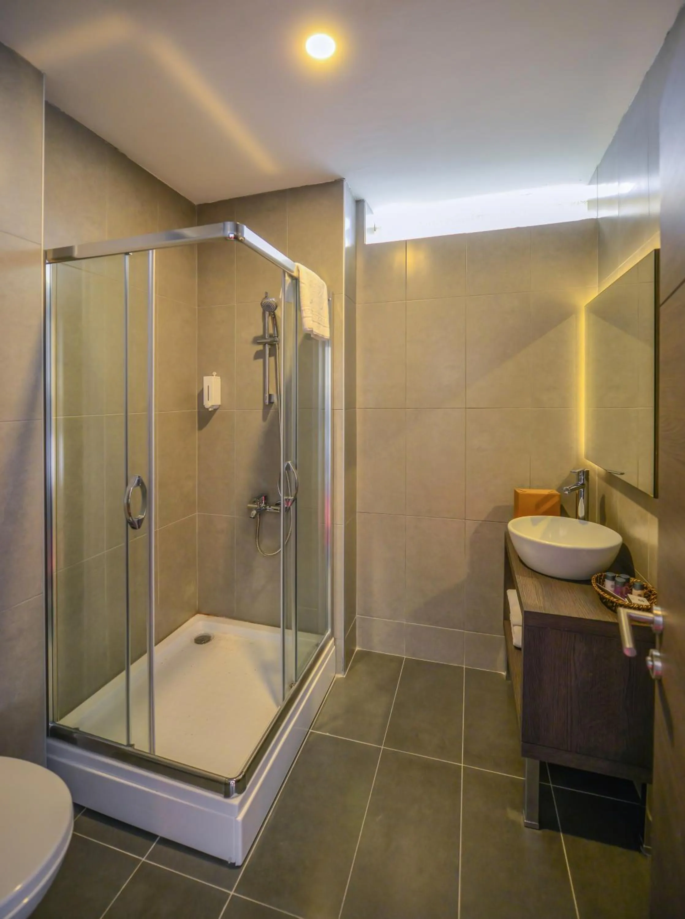 Shower in A11 Hotel Atasehir