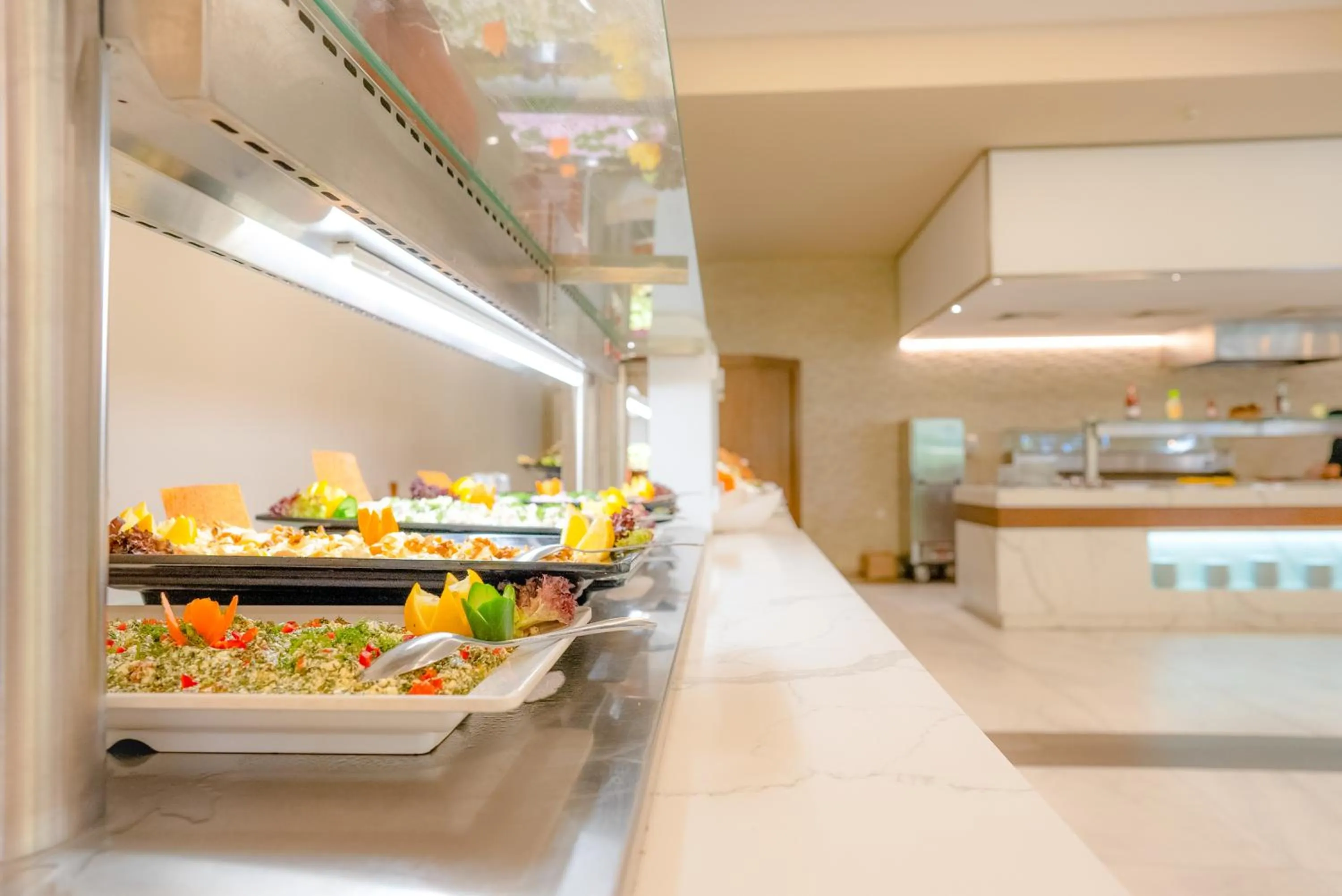 Restaurant/places to eat in Vita Park Hotel & Aqua Park